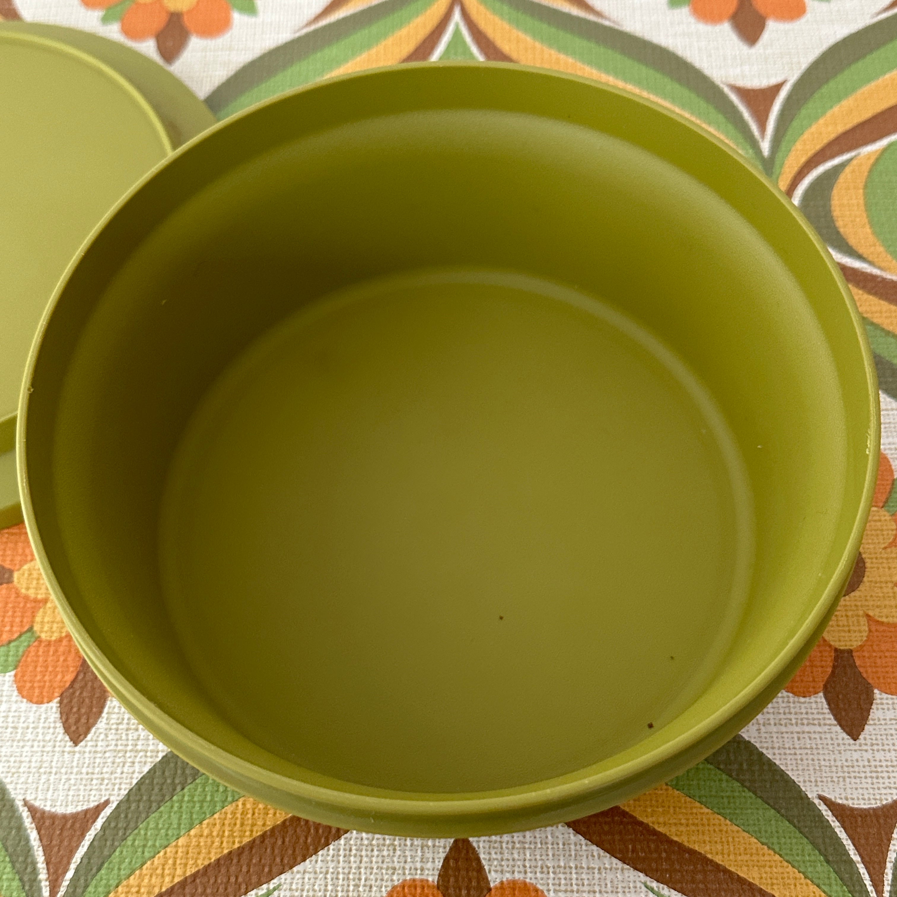 AWESOME Green Vintage DEEP Tupperware Container