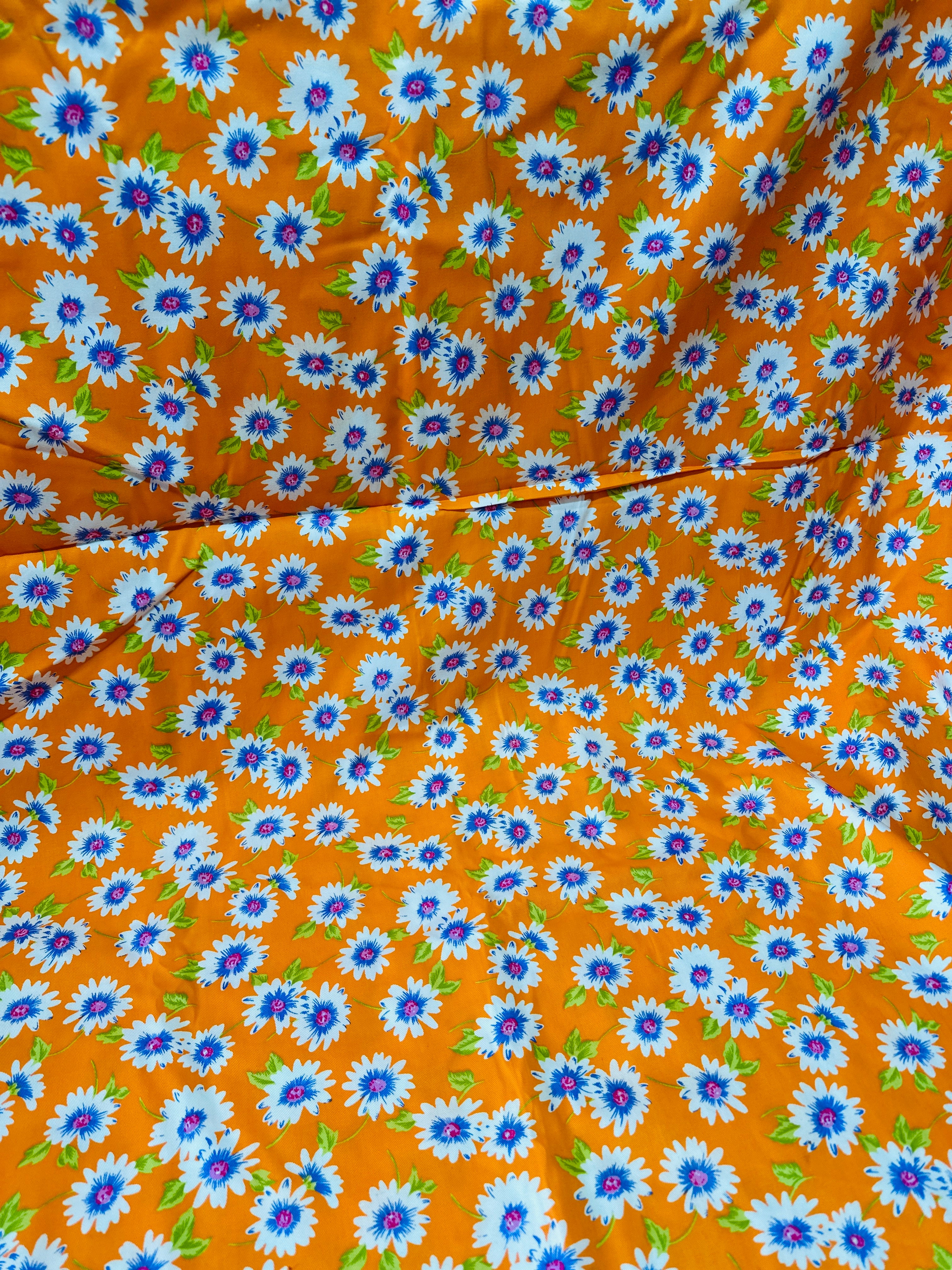 560cms MODERN Medium Weight All Cotton FABRIC Huge