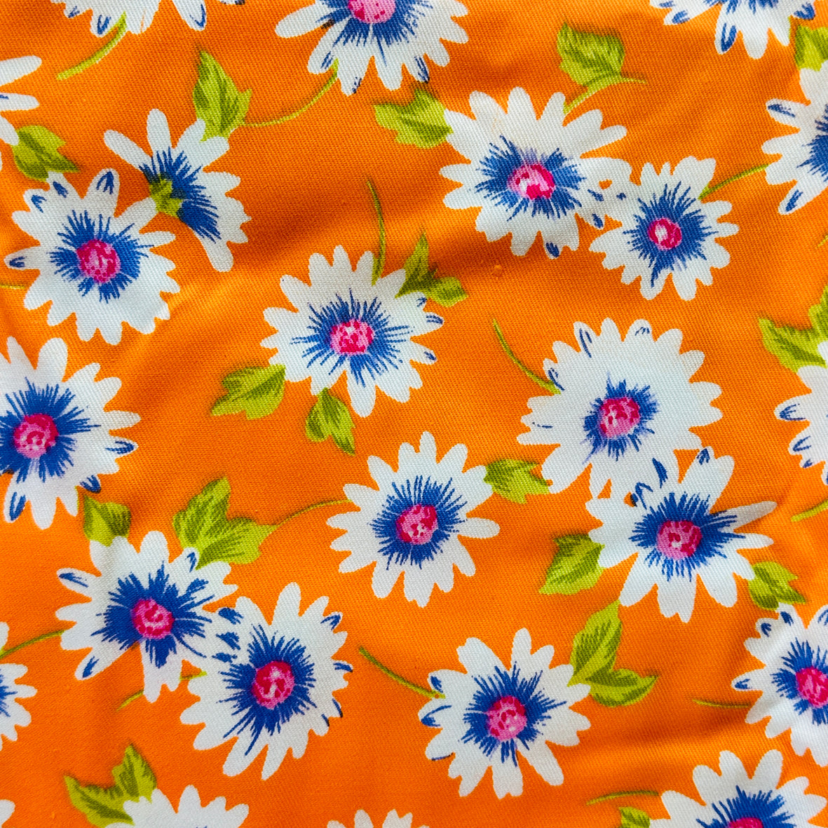 560cms MODERN Medium Weight All Cotton FABRIC Huge