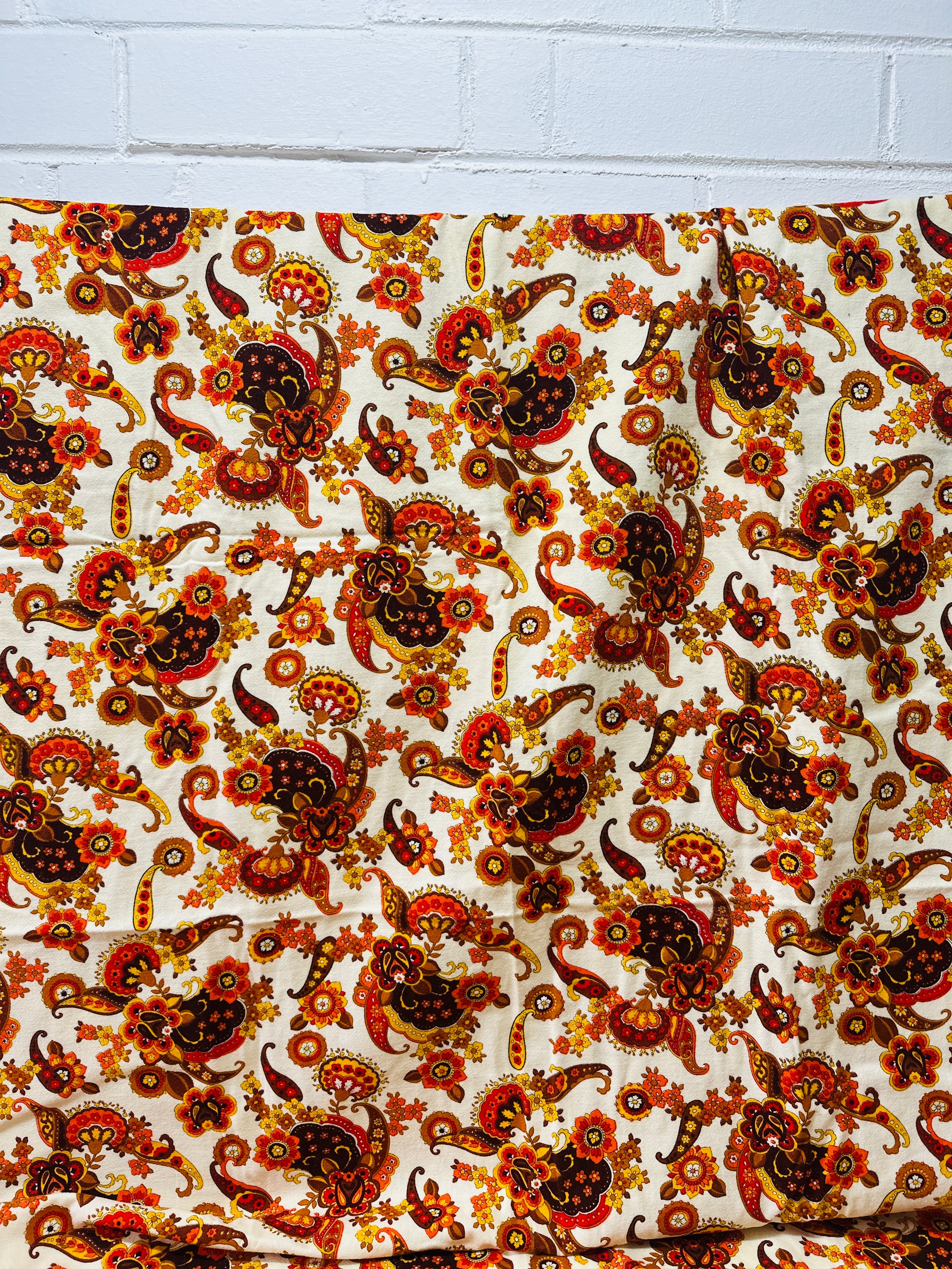 225cms RETRO Orange Paisley Fabric