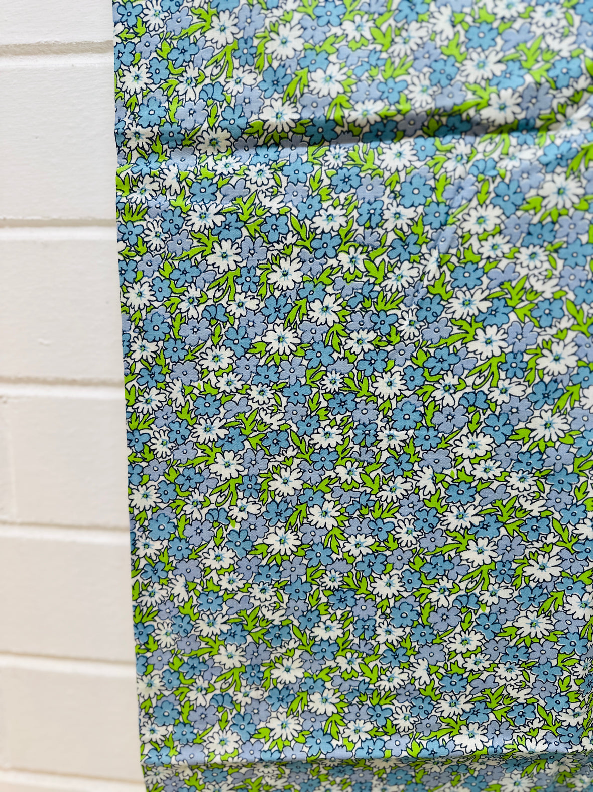220cms Sweet Blue Cotton Vintage Fabric ADORABLE