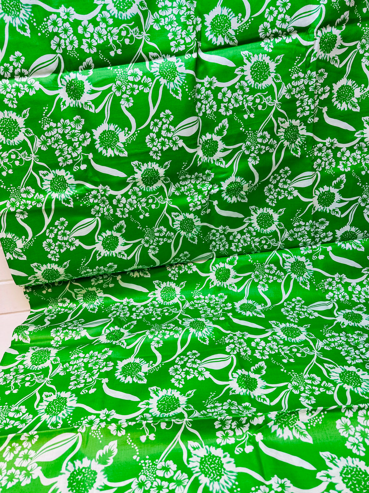 290cms Sweet Green Vintage Cotton Floral FABRIC