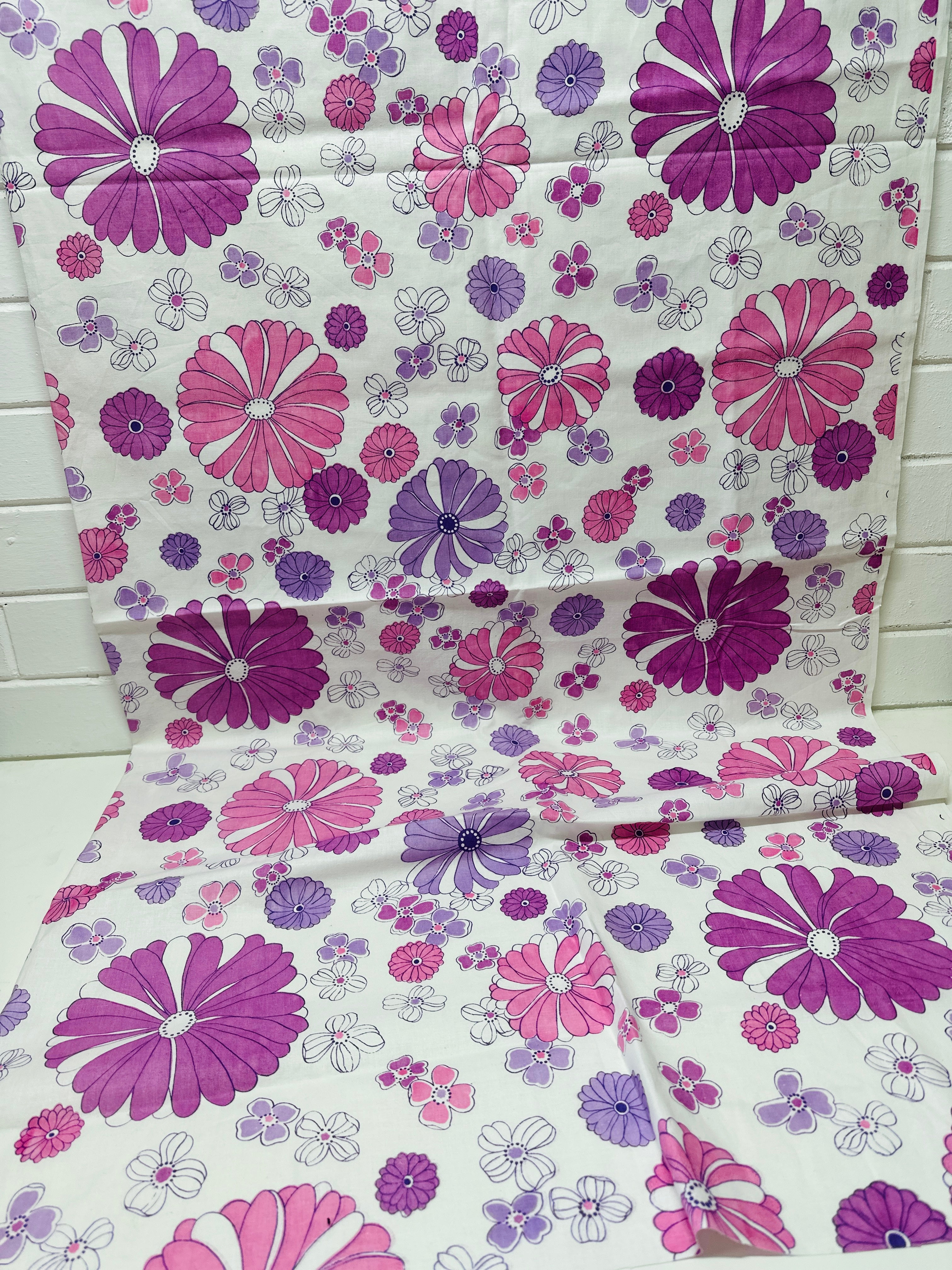 140cms UNUSED Vintage Cotton Sheet Fabric Remnant