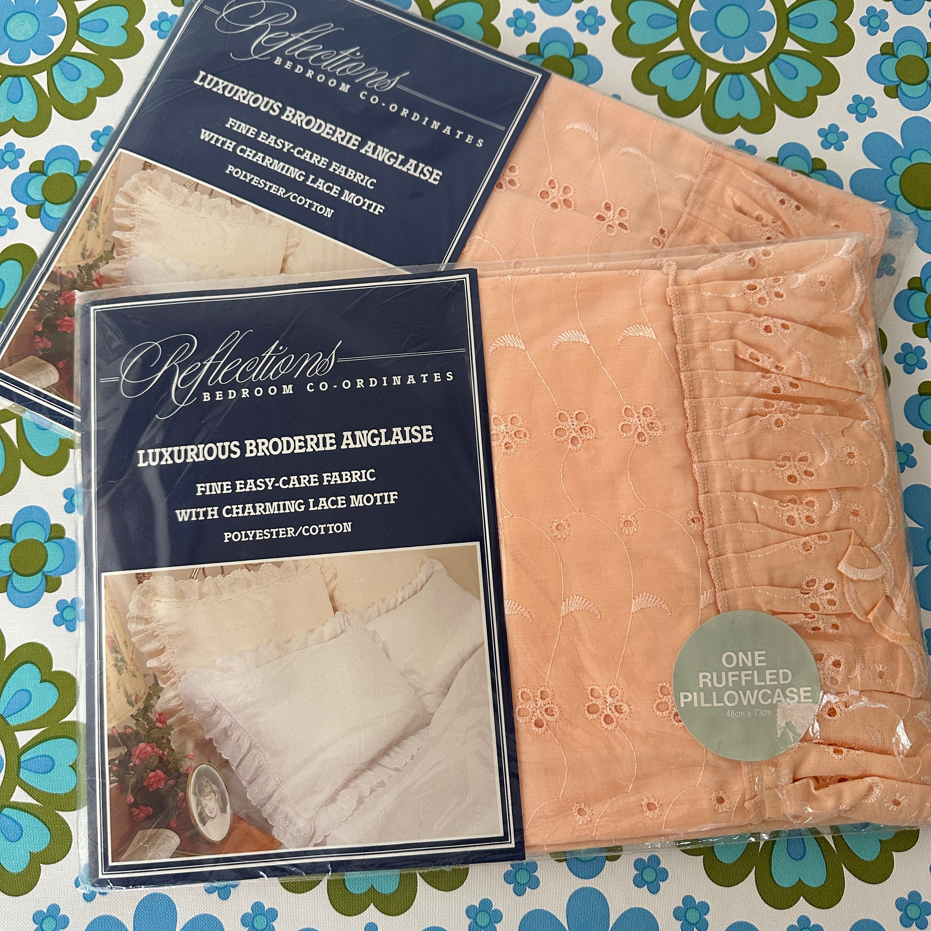 Vintage Retro Apricot Queen Bed Pair Pillow Cases