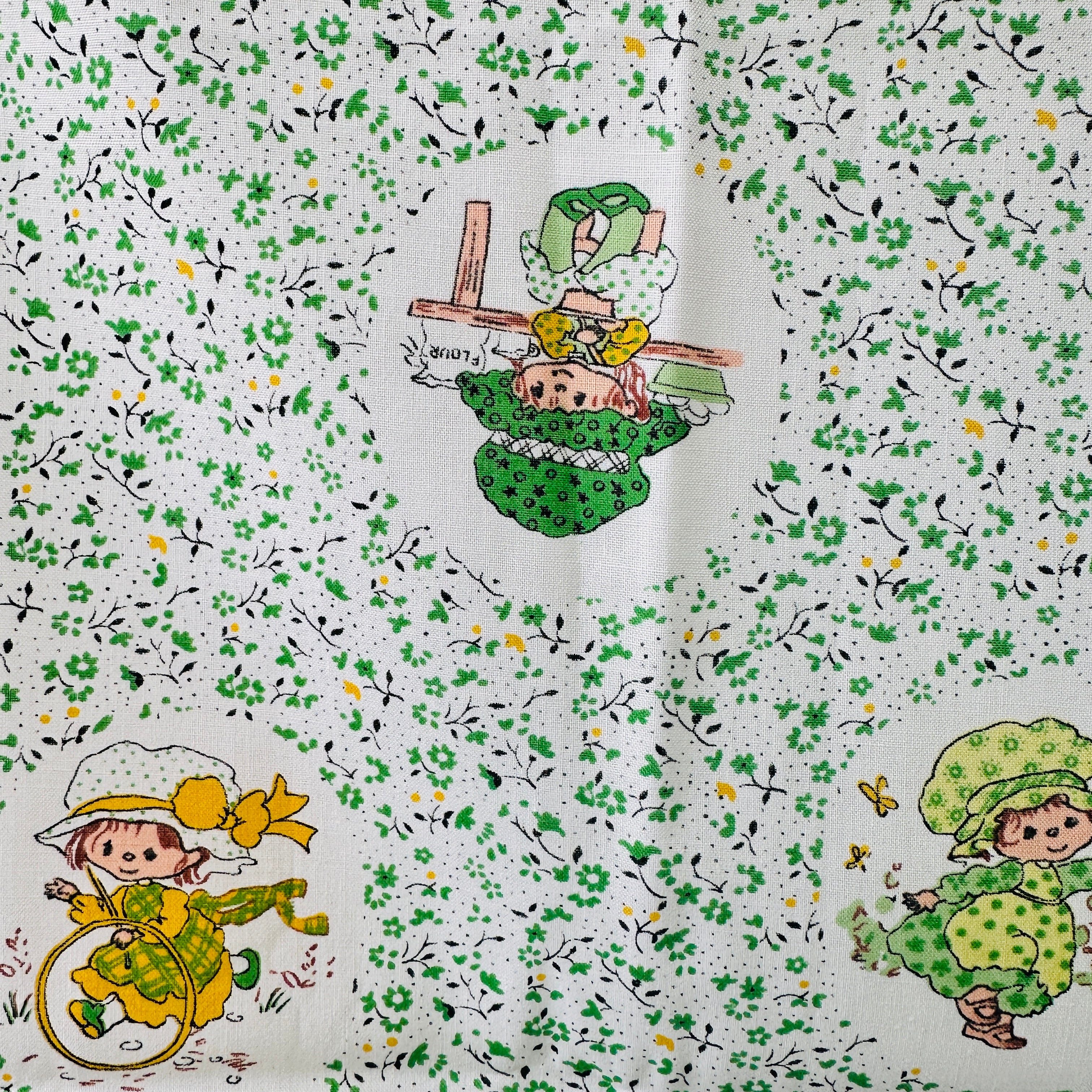 160cms VINTAGE Sweet Children's Cotton Novelty Fabric
