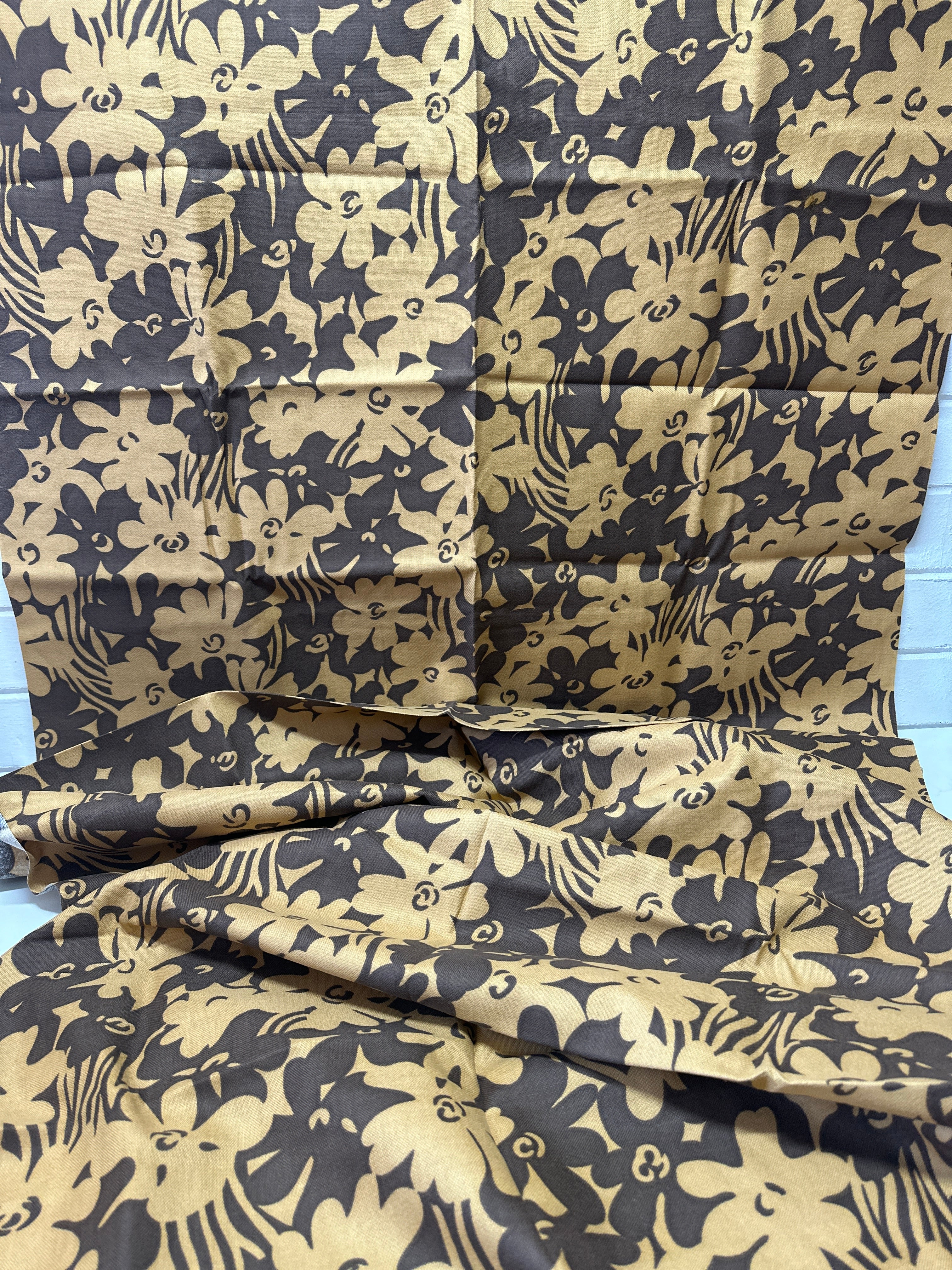 250cms Thick Brown Floral Fabric Bold Pattern
