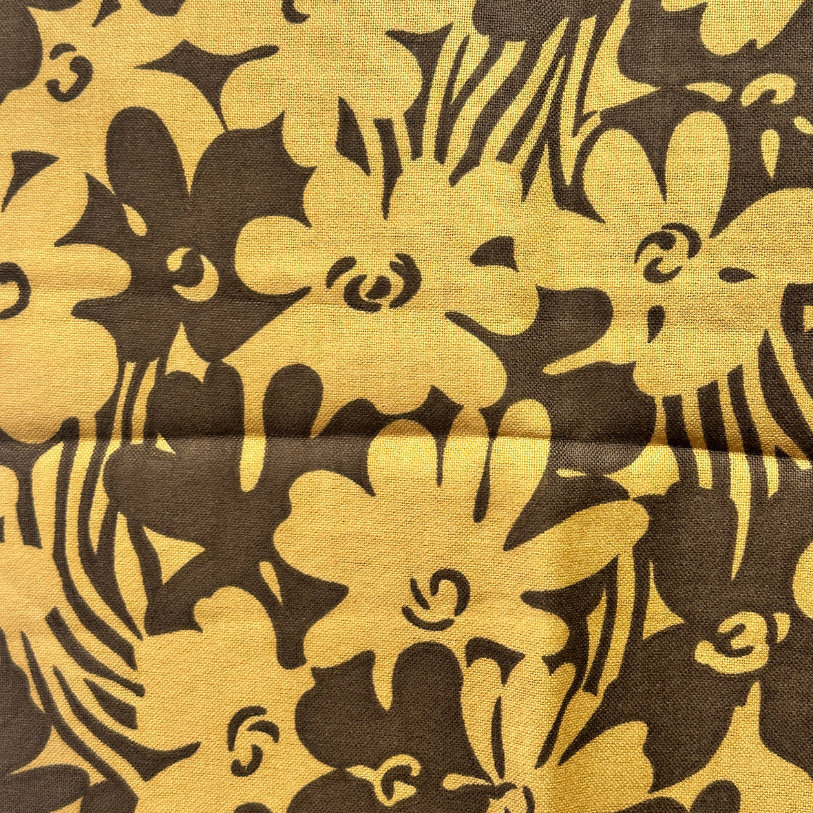 250cms Thick Brown Floral Fabric Bold Pattern