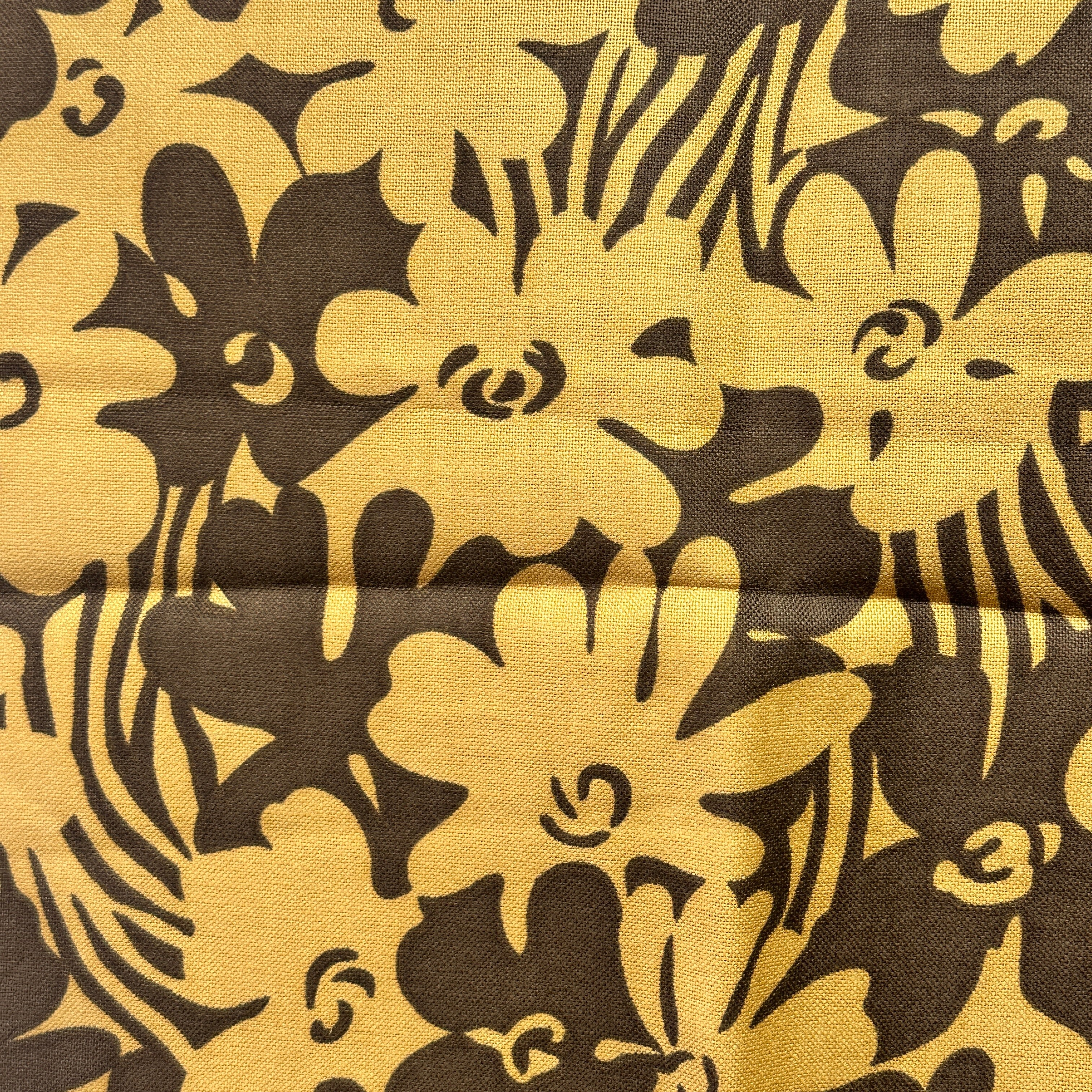 250cms Thick Brown Floral Fabric Bold Pattern