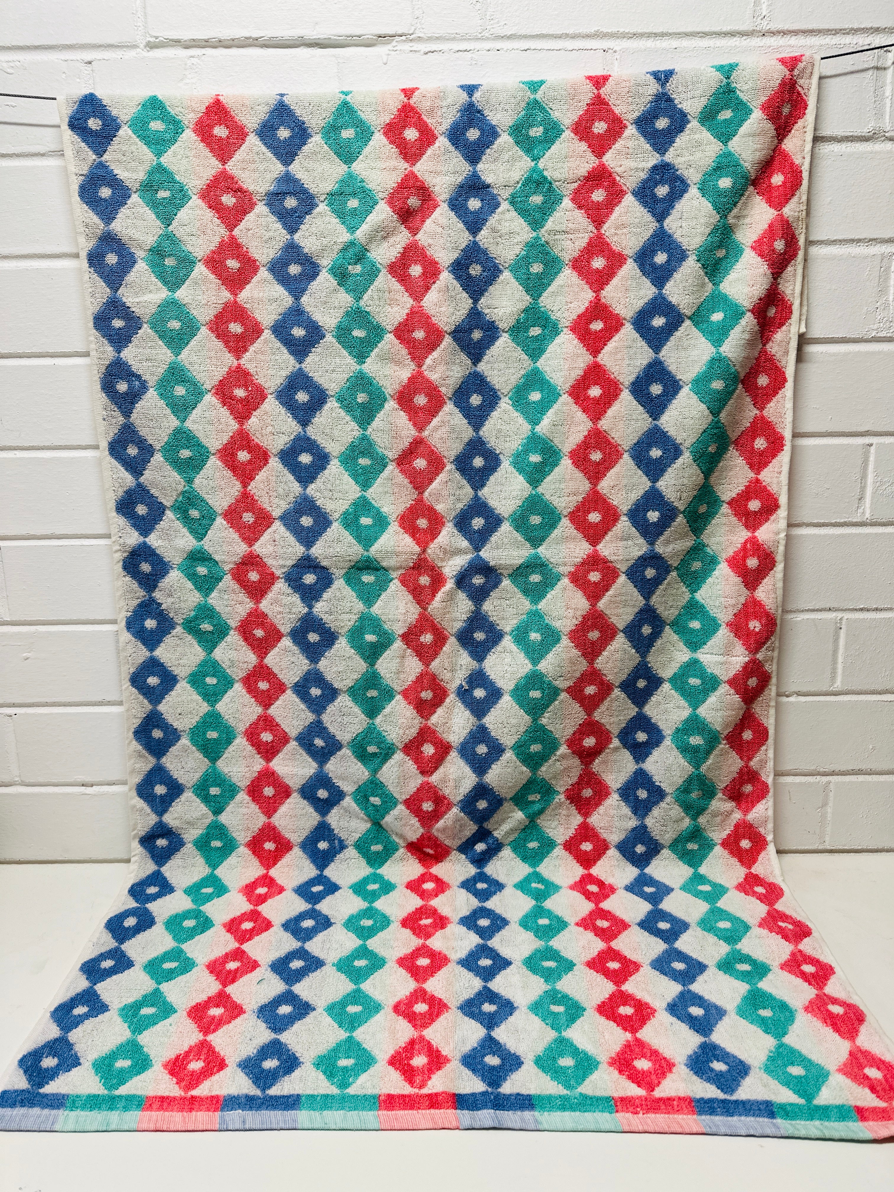 UNUSED Retro Cotton Bath Towel W Tags