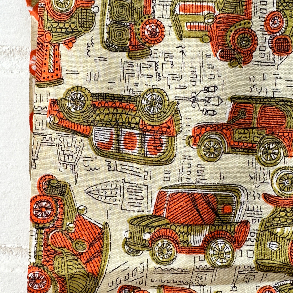 160cms Vintage Car Fabric Retro Vibes