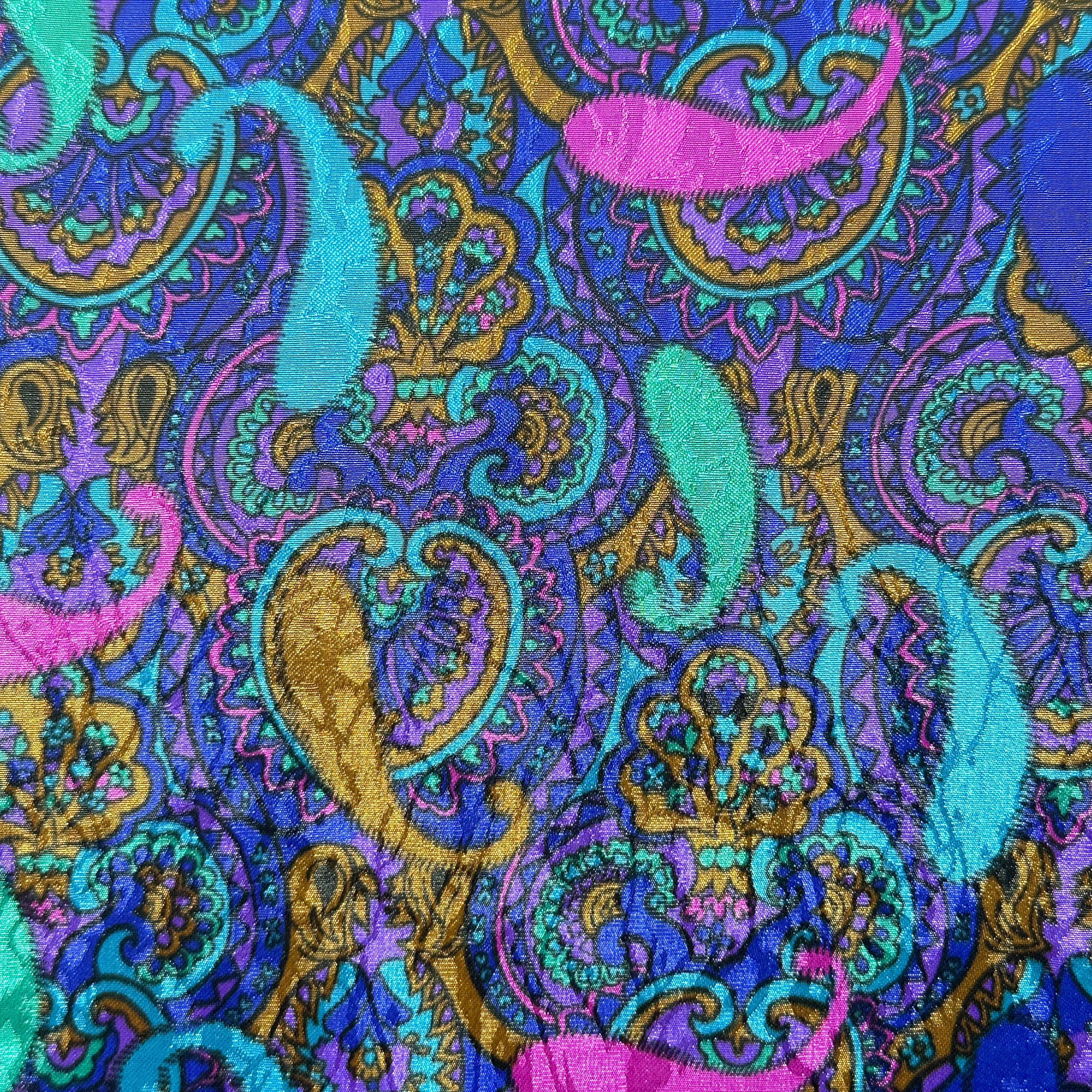300cms Wonderful Bright Paisley FABRIC Modern