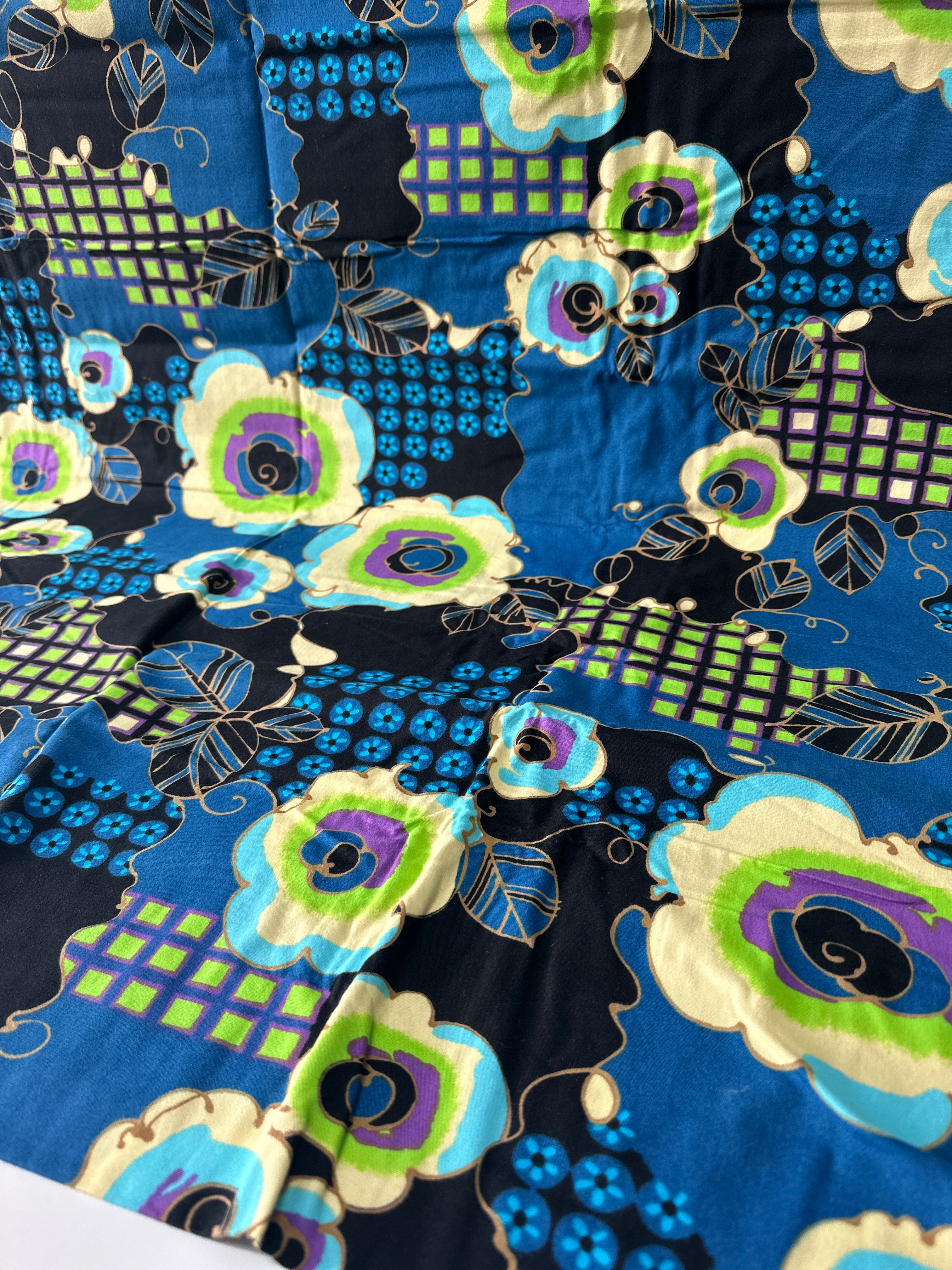 280cms MODERN Blue & Purple Fabric Craft Sewing