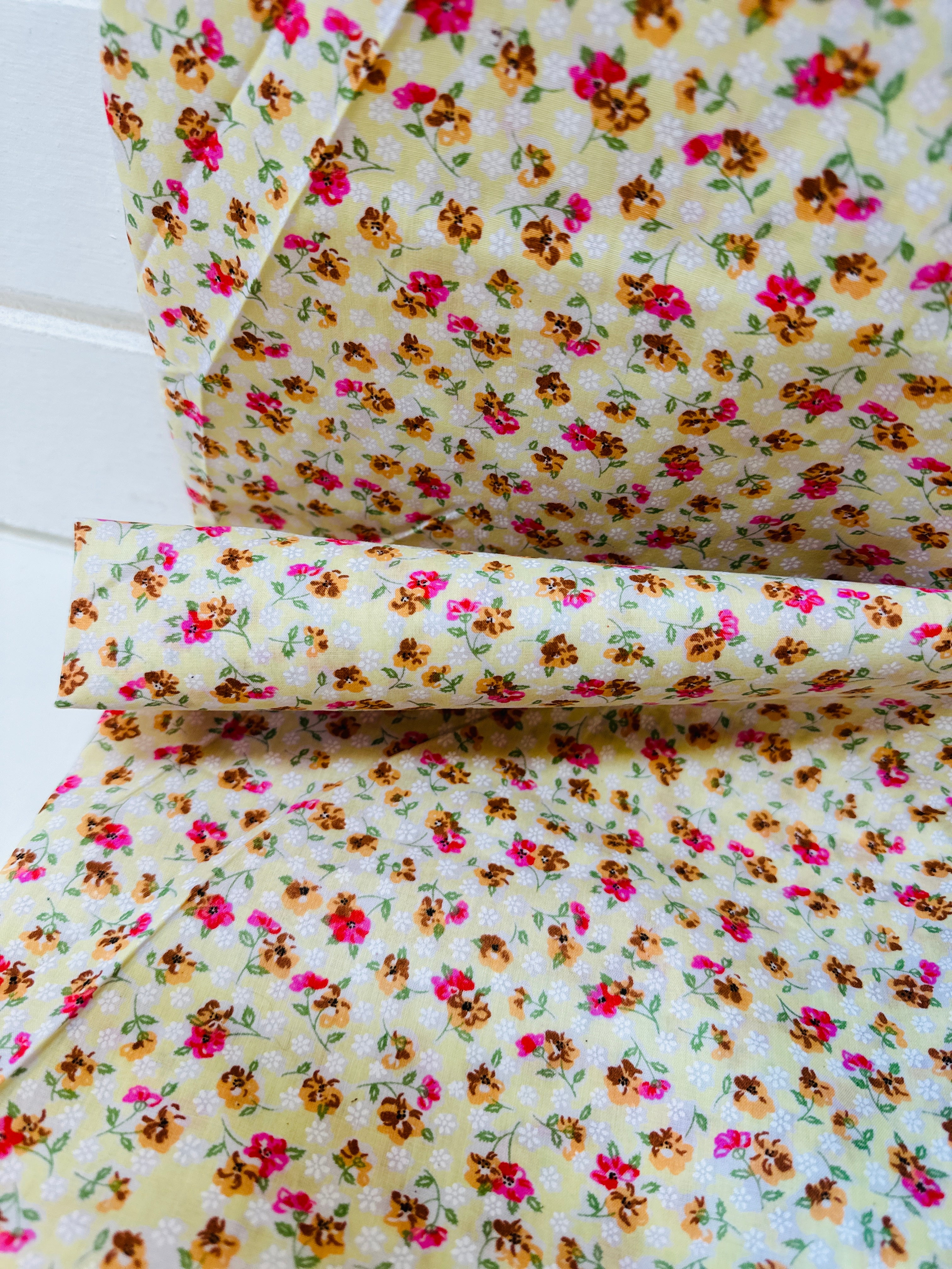 300cms MODERN Cute Floral Fabric Pale Yellow