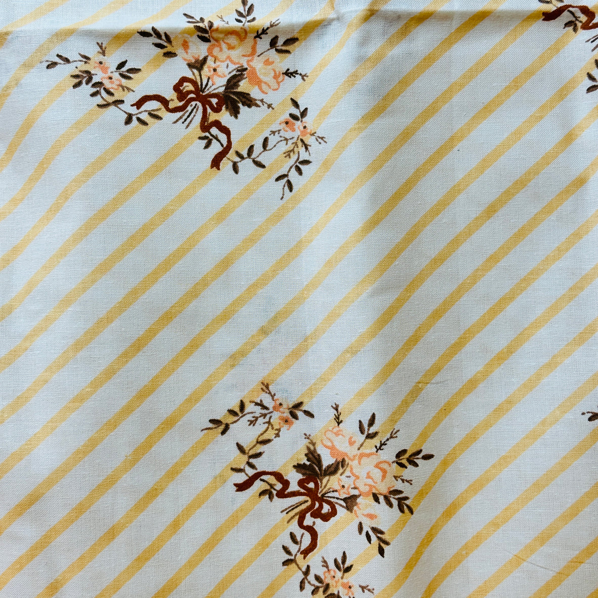 240cms Beautiful Unused Cotton Sheet Fabric