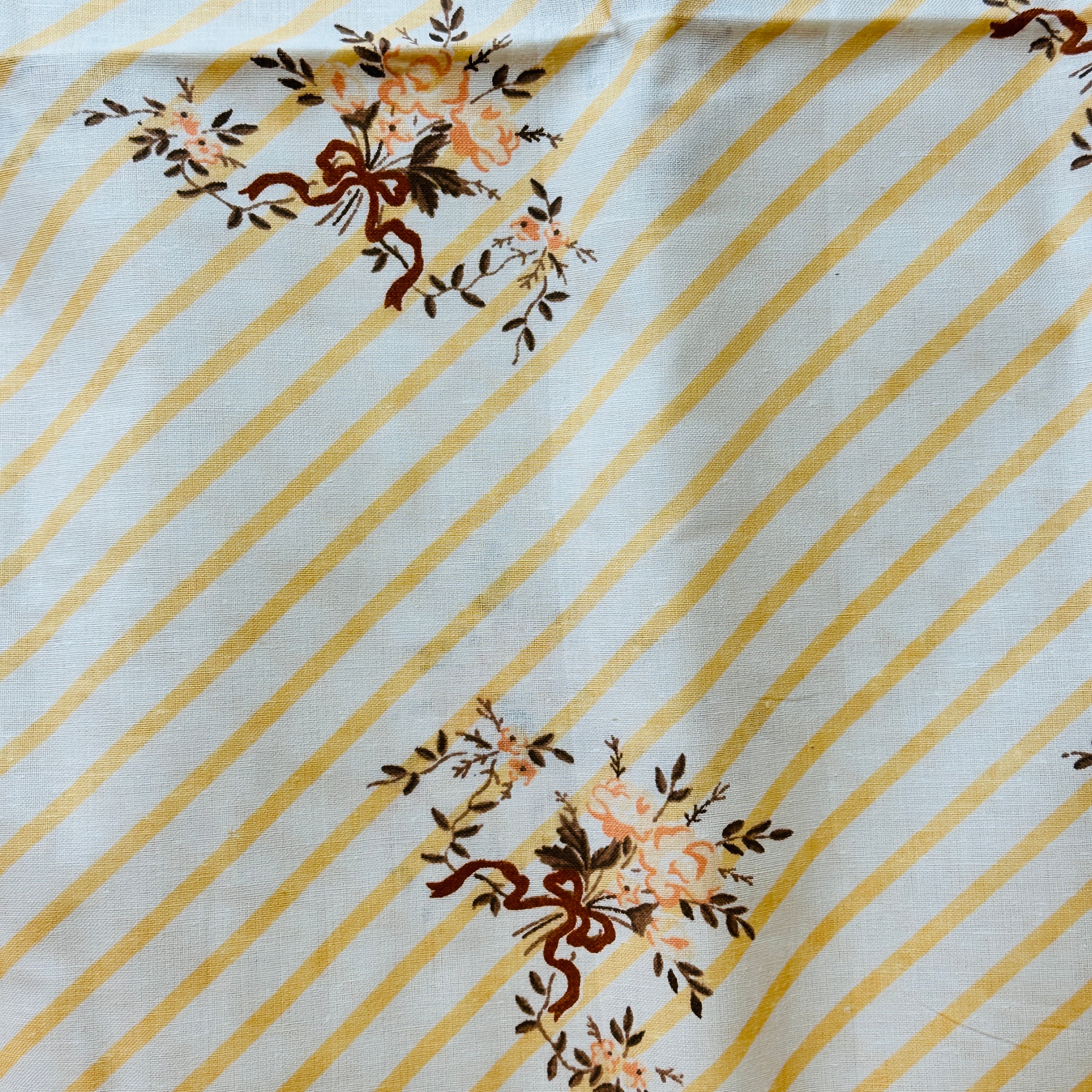 240cms Beautiful Unused Cotton Sheet Fabric