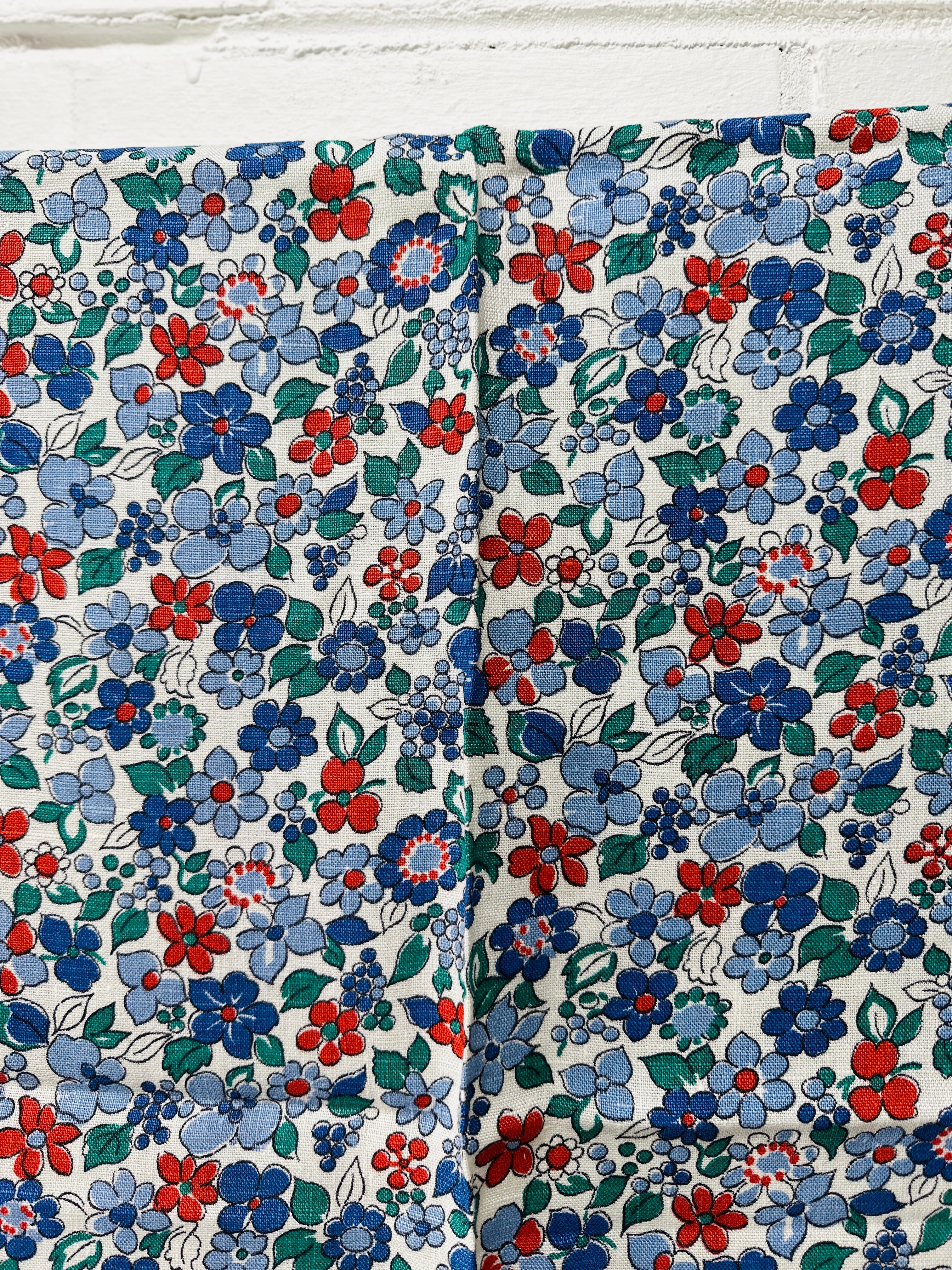 120cms Adorable Blue & Red Floral Fabric Cotton