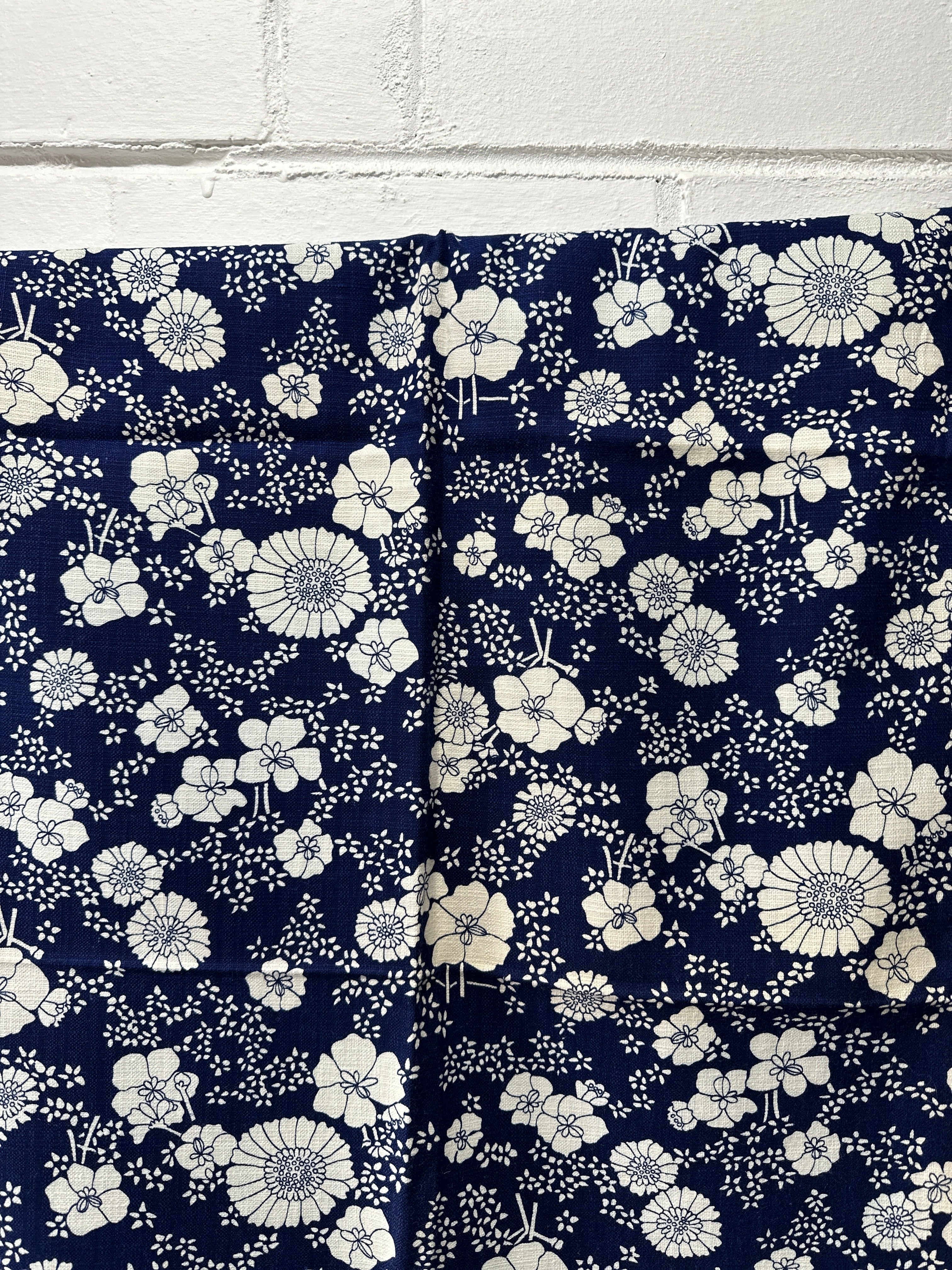 160cms Beautiful Navy Floral Fabric Cotton