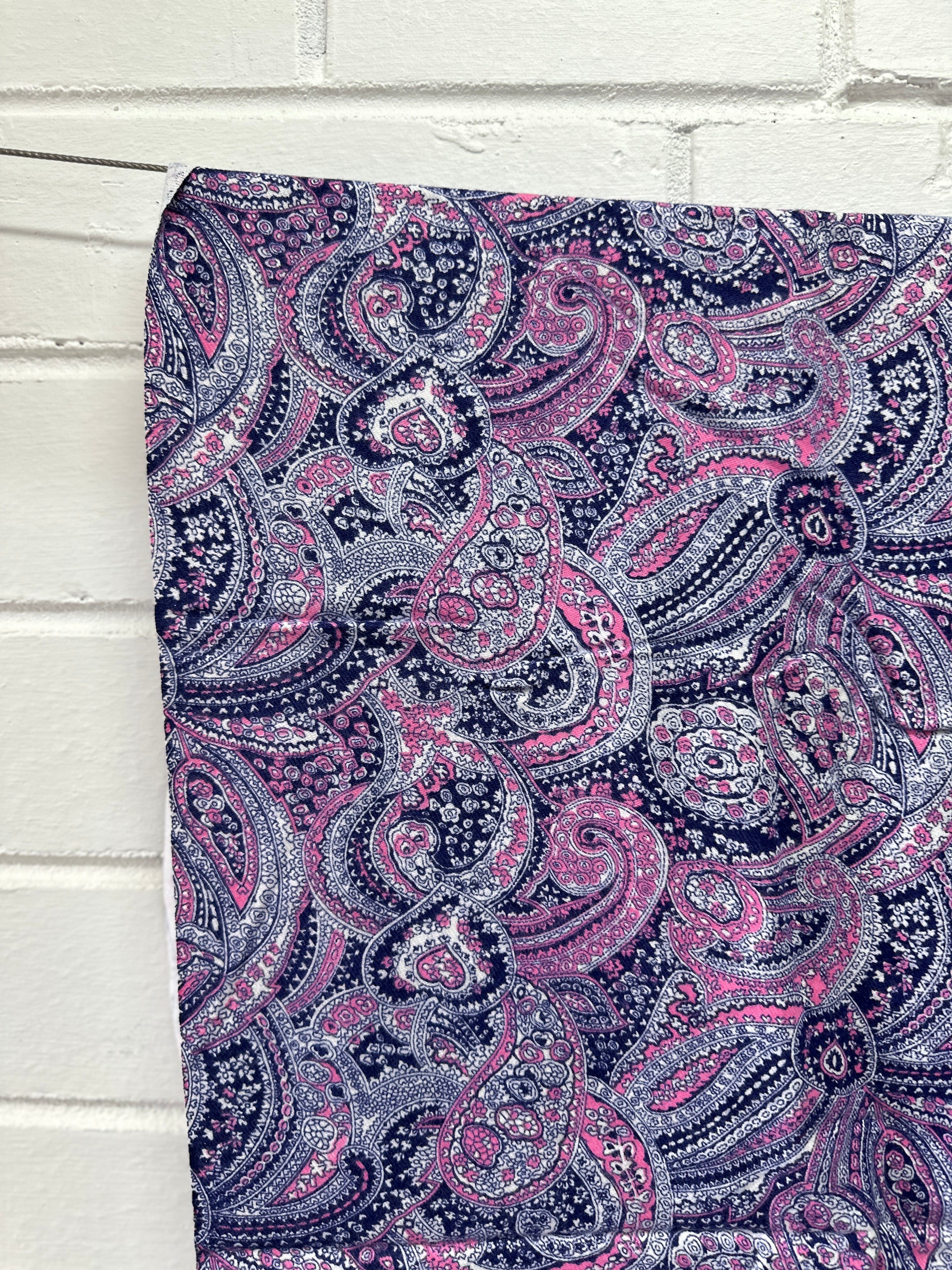 150cms Vintage MYER Brushed Cotton Paisley Fabric