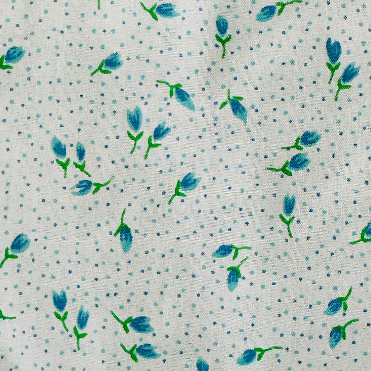 220cms Light Weight Cotton Fabric Pretty Pale Blues VINTAGE