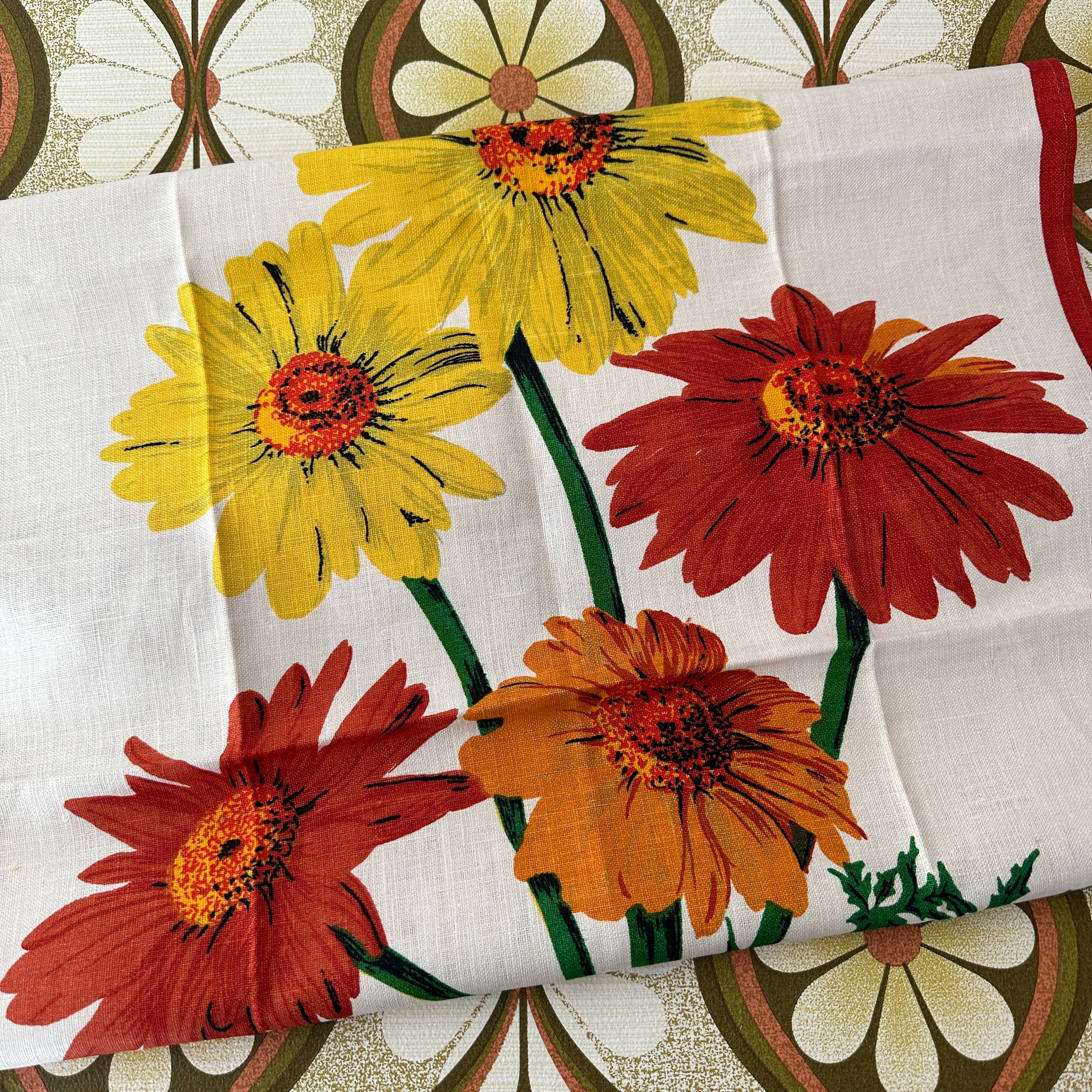 VINTAGE Floral UNUSED Tea Towel CUTE