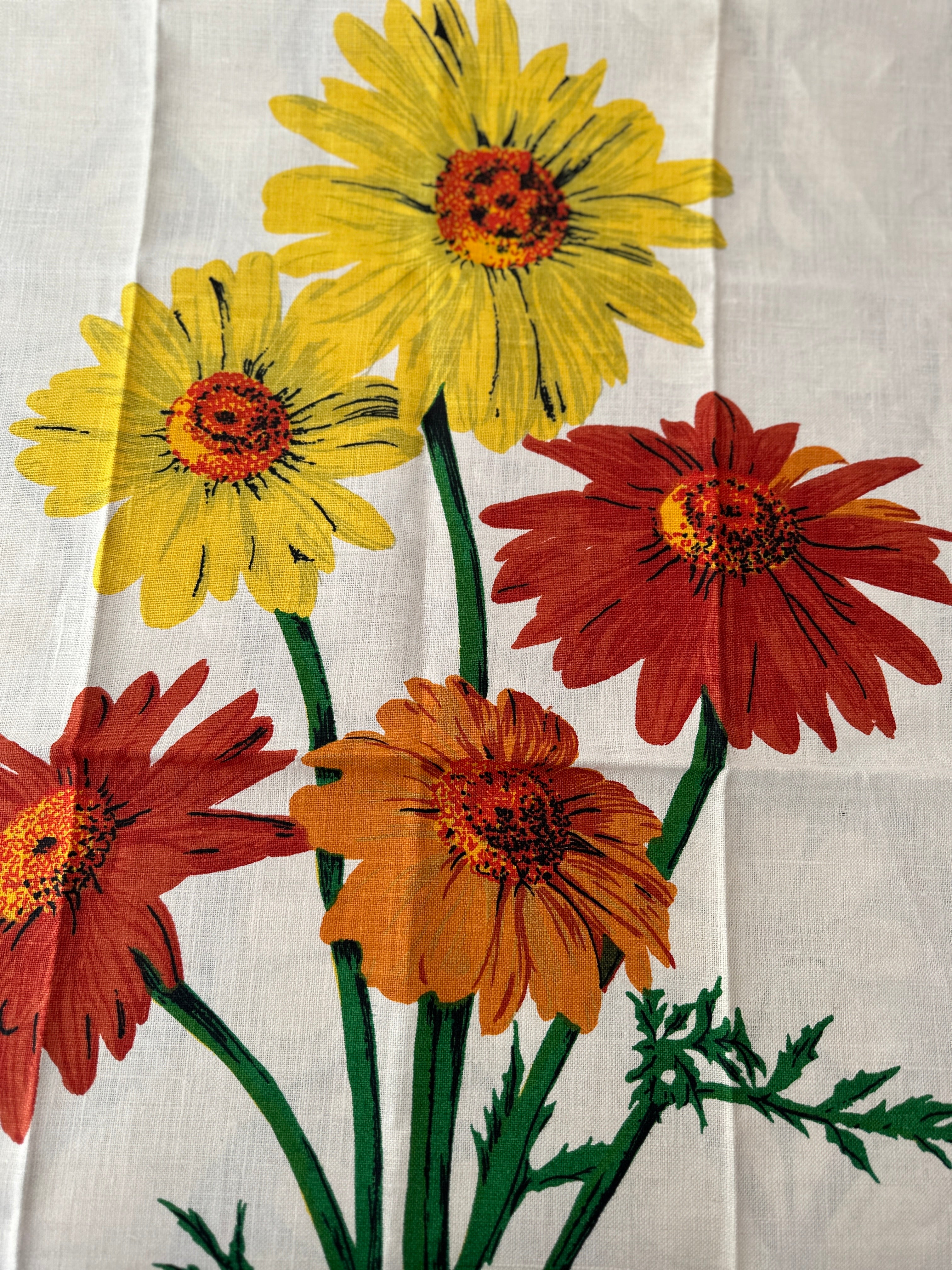 VINTAGE Floral UNUSED Tea Towel CUTE
