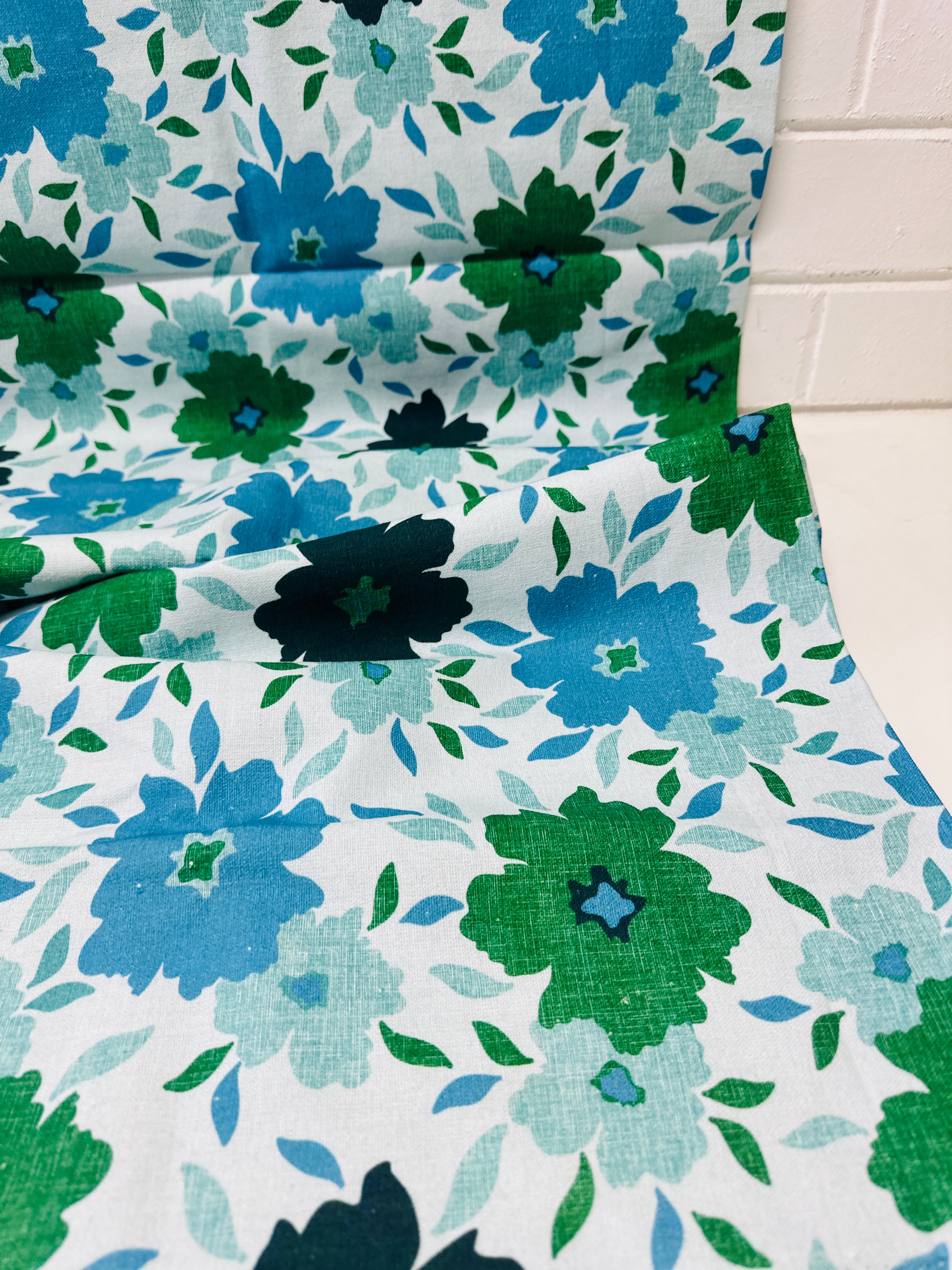 150cms Thick MODERN Cotton Fabric
