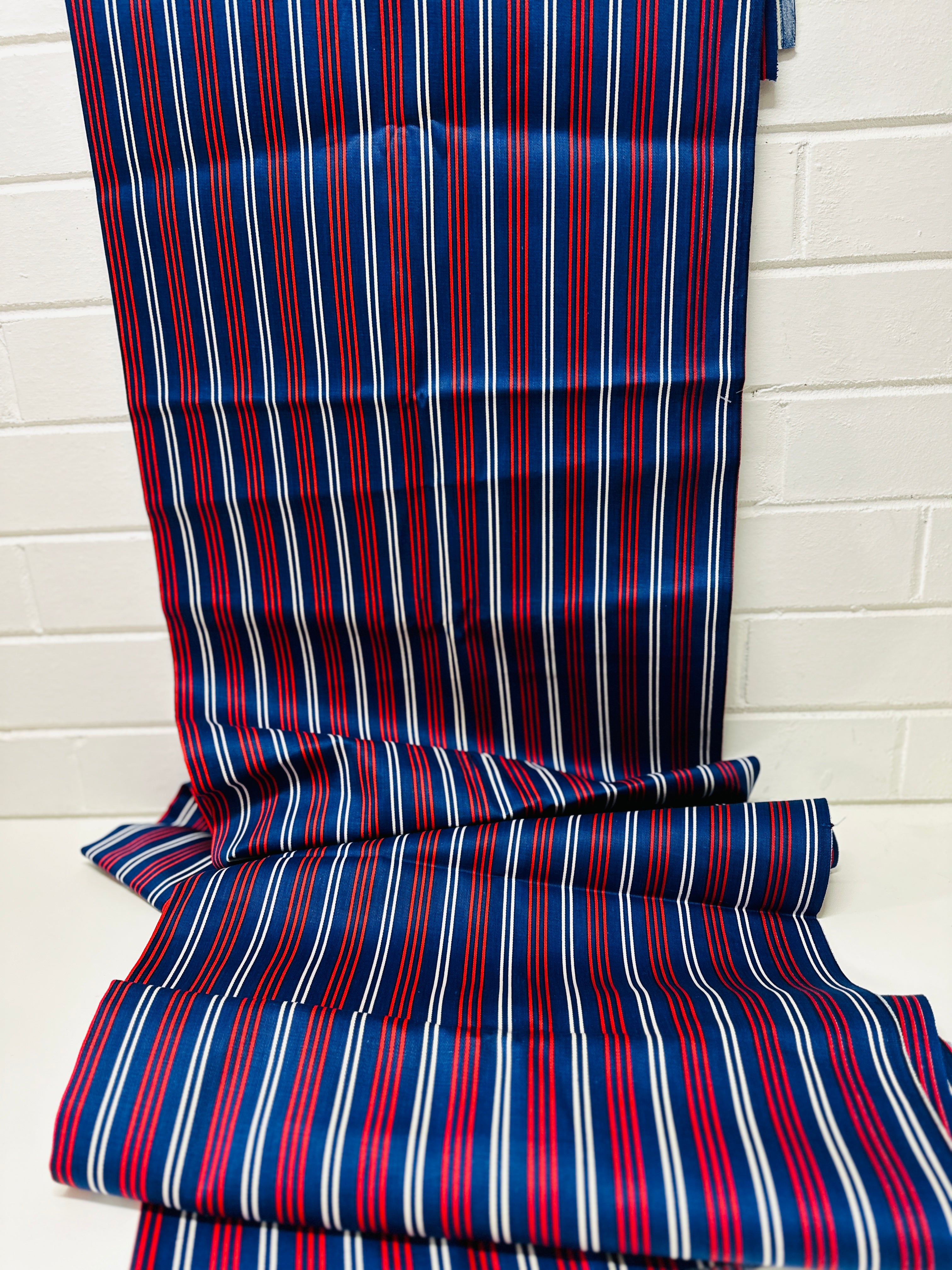 255cms Vintage BEAUTIFUL Navy Blue Striped Fabric Hong Kong
