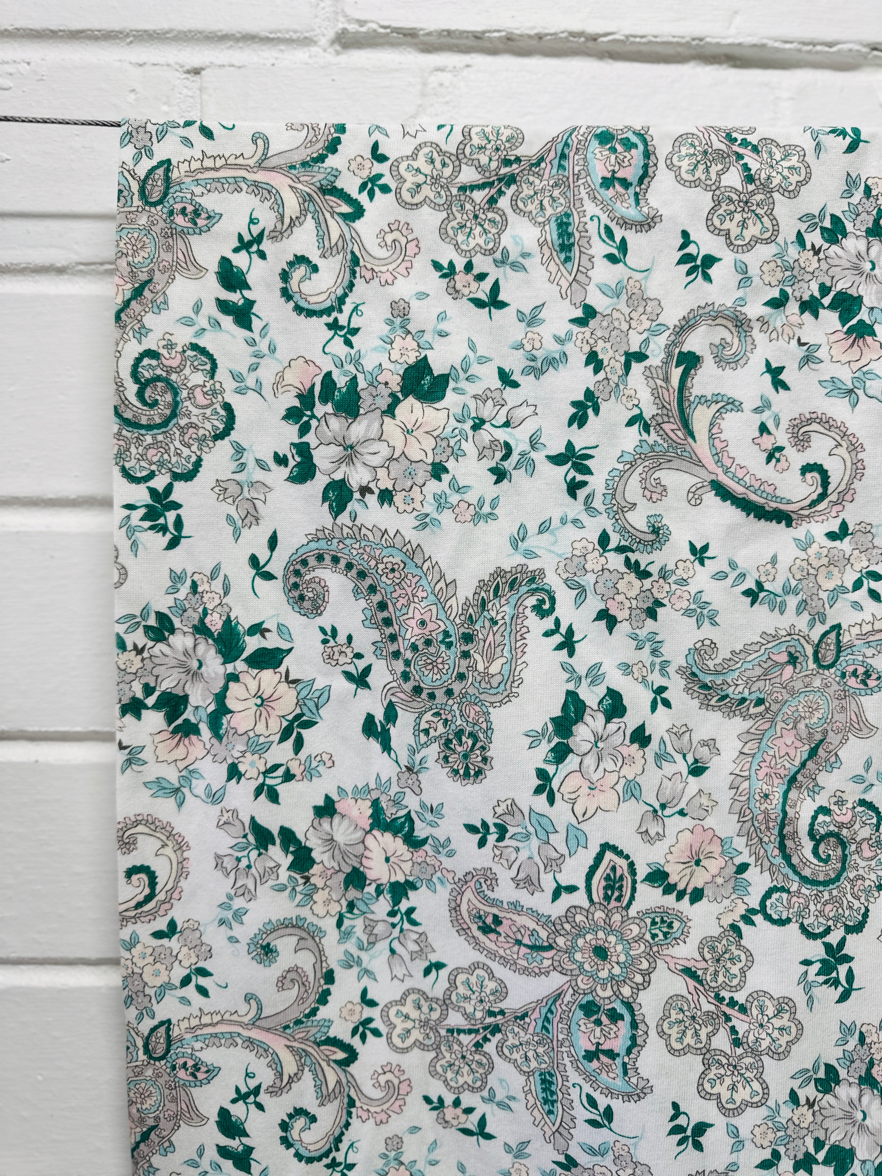 300cms Modern Jersey Fabric Green & White Paisley