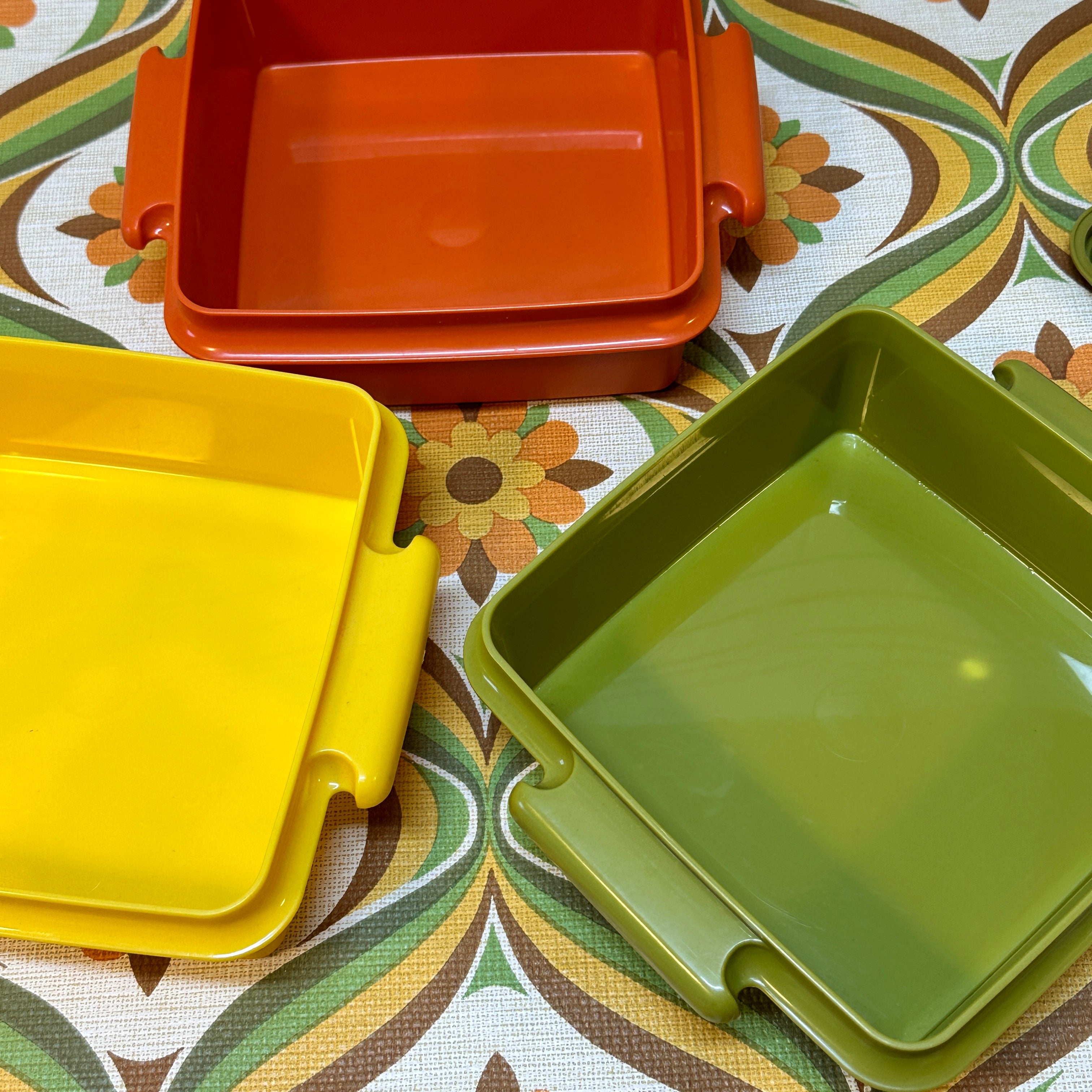 RETRO Tupperware Sandwich Containers THREE