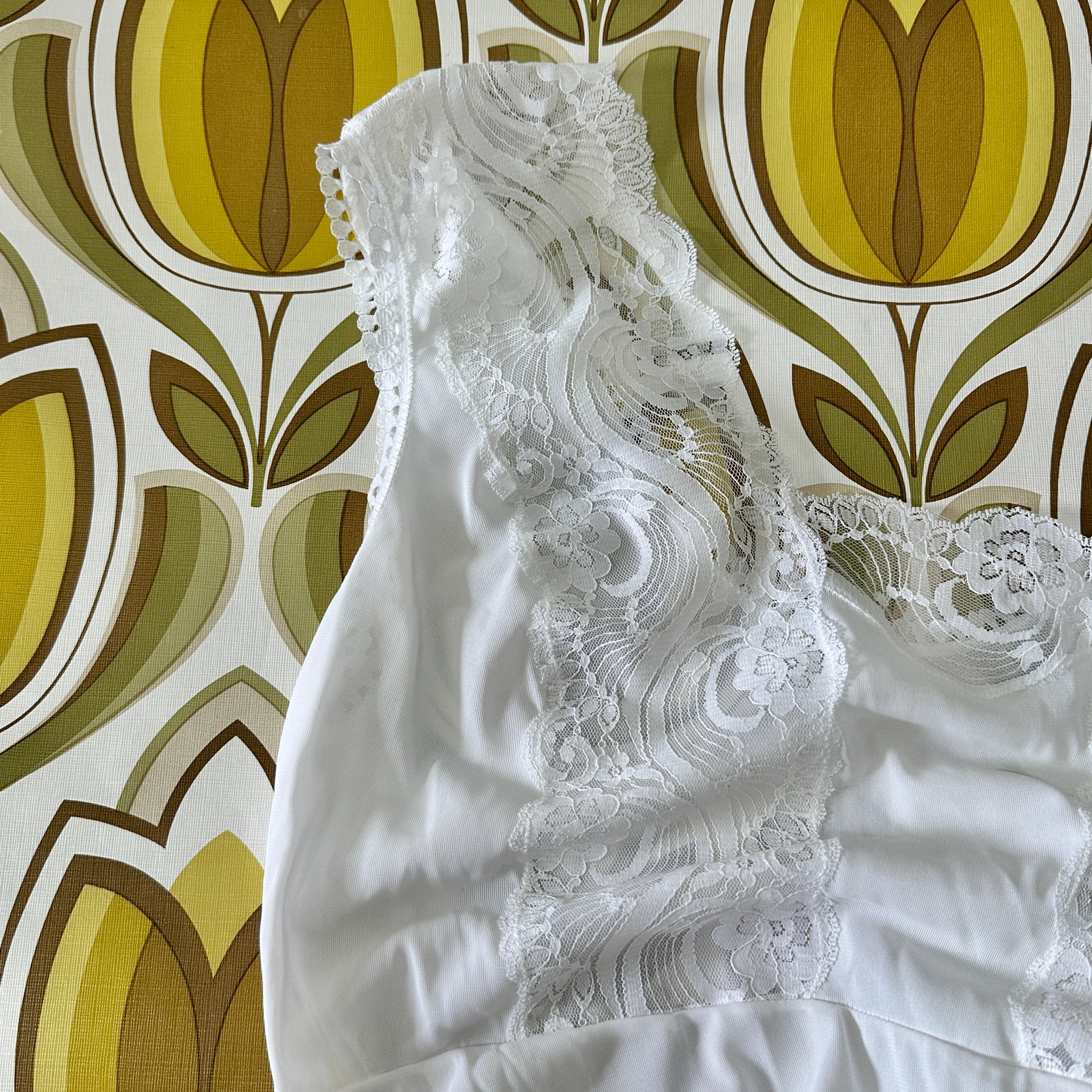 Vintage Retro Slip Lingerie & Matching Robe Gown