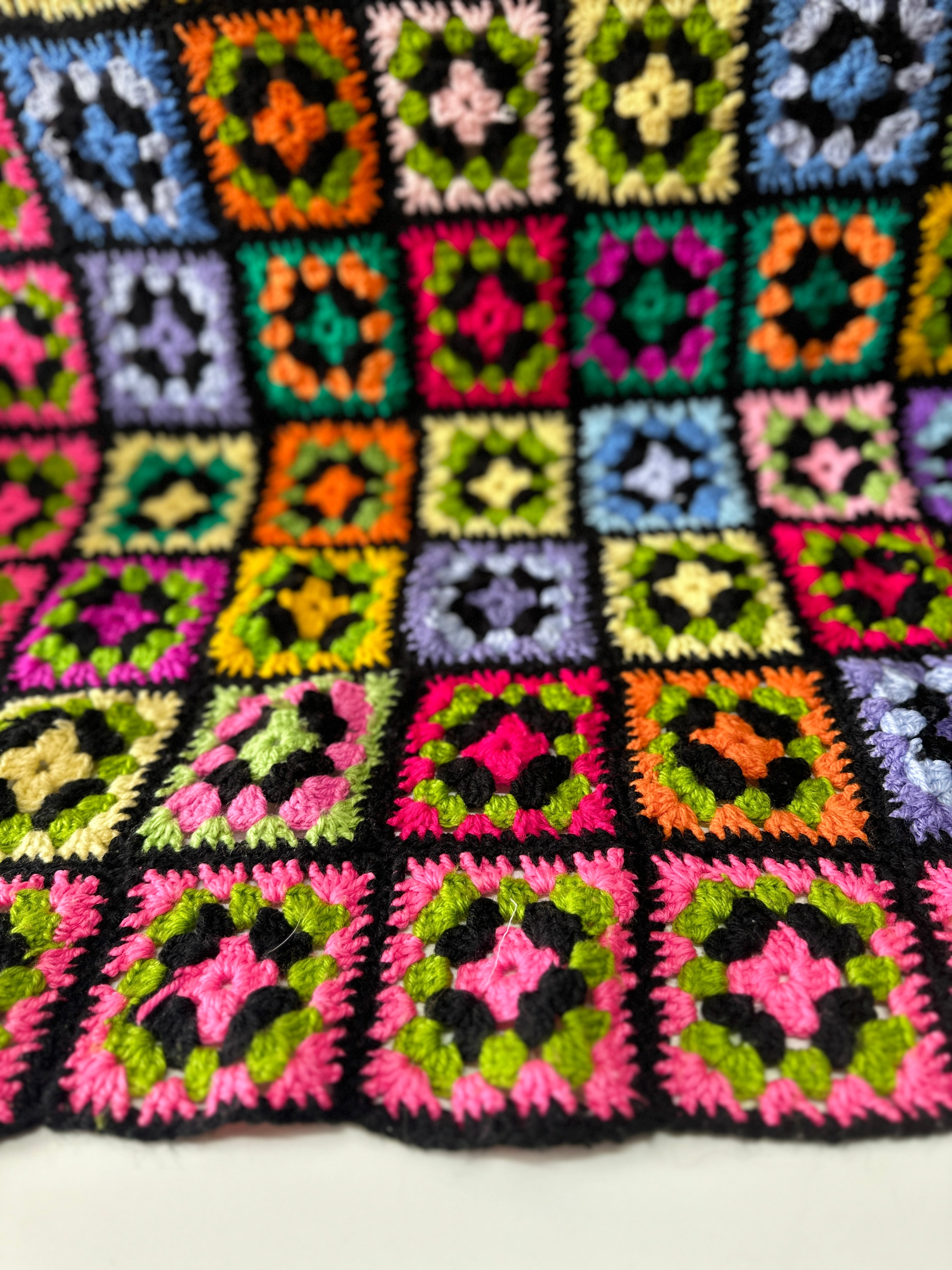 AMAZING Granny Square Blanket BRIGHT