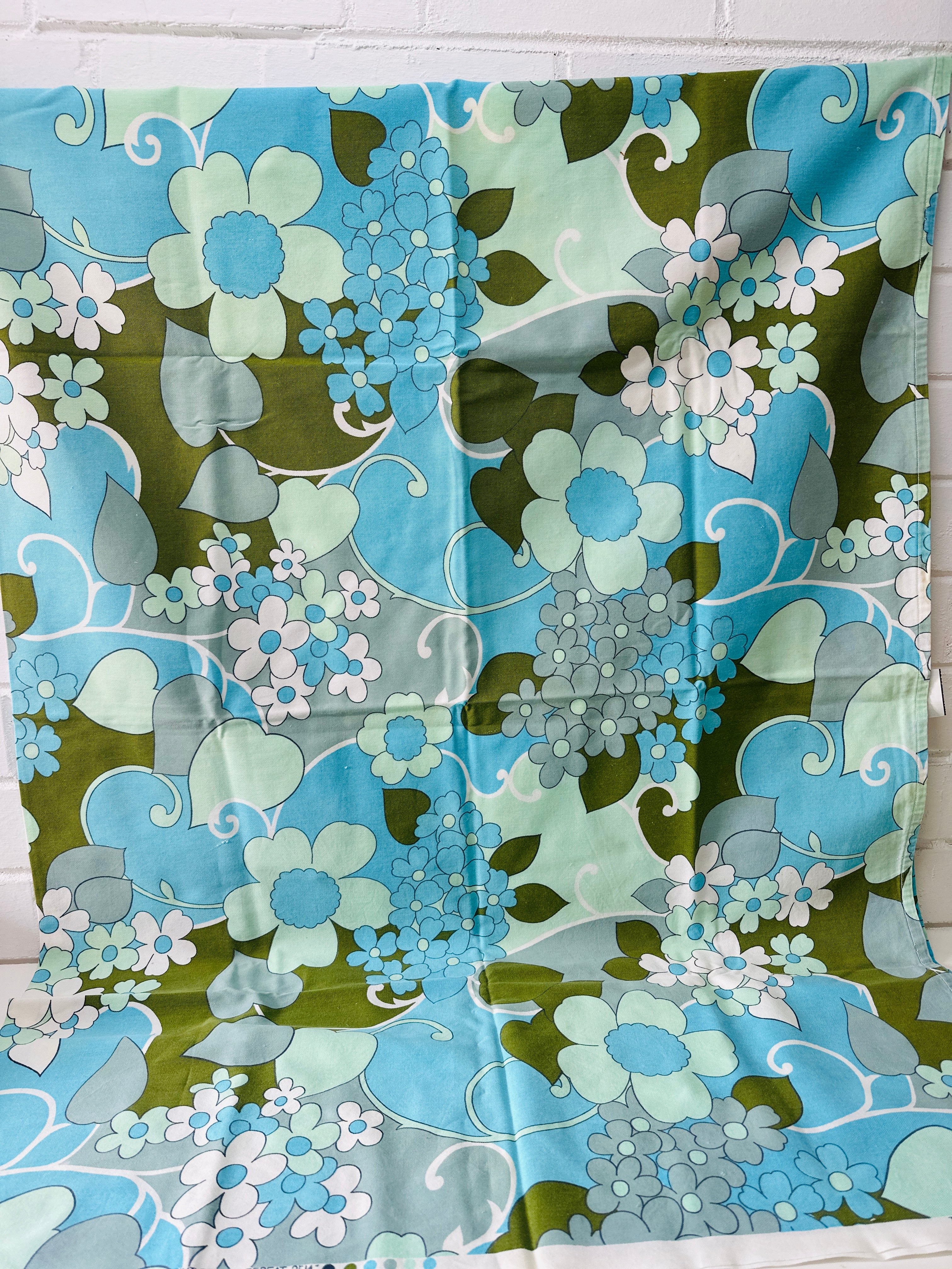 160cms RETRO Vintage Cotton Sheridan Screen Print Panel