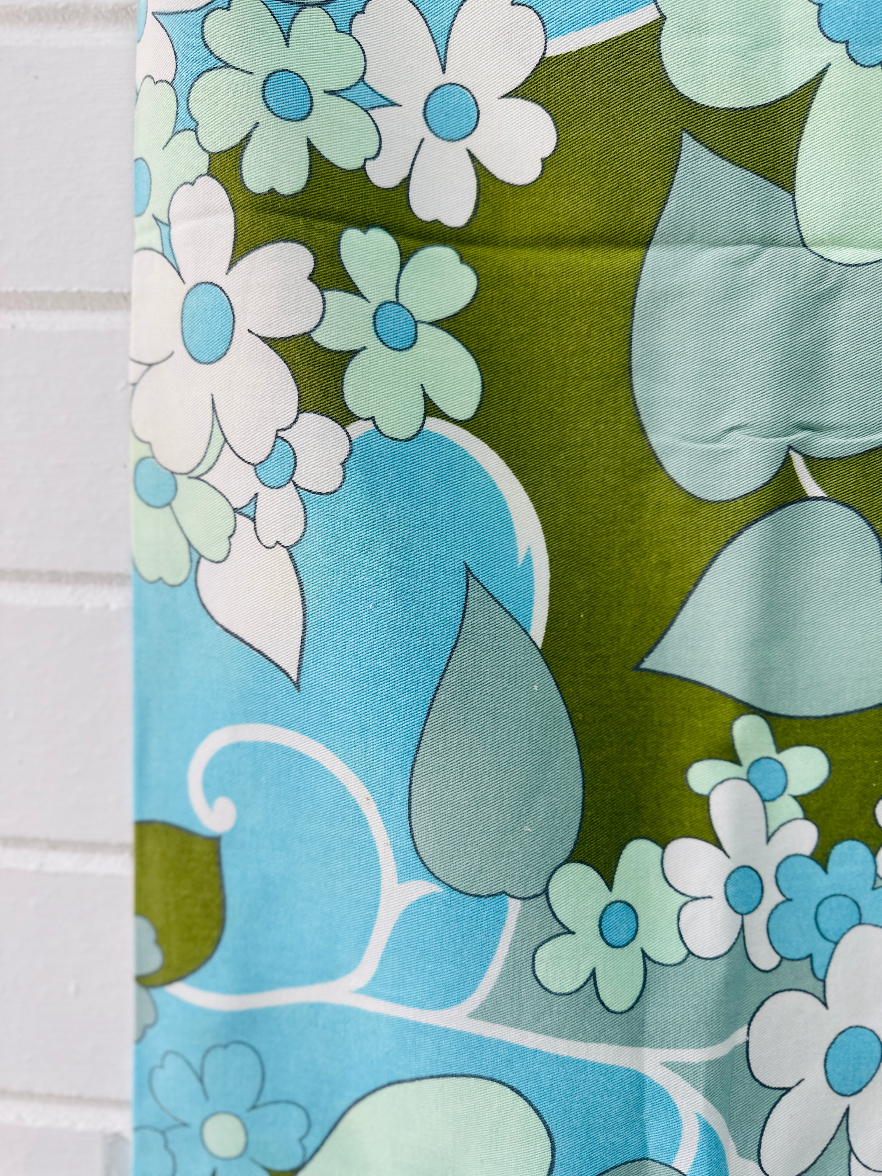 160cms RETRO Vintage Cotton Sheridan Screen Print Panel