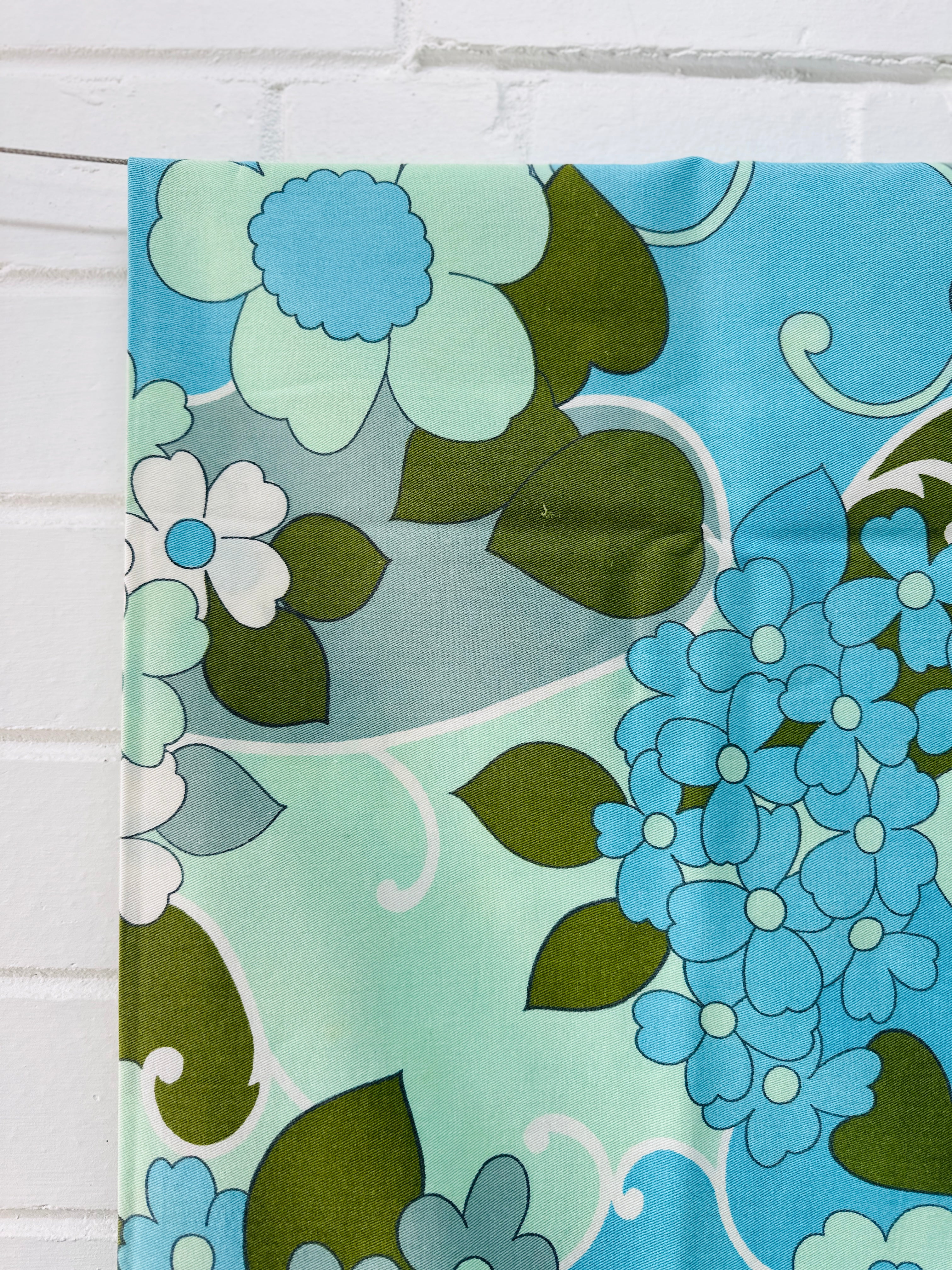 160cms RETRO Vintage Cotton Sheridan Screen Print Panel