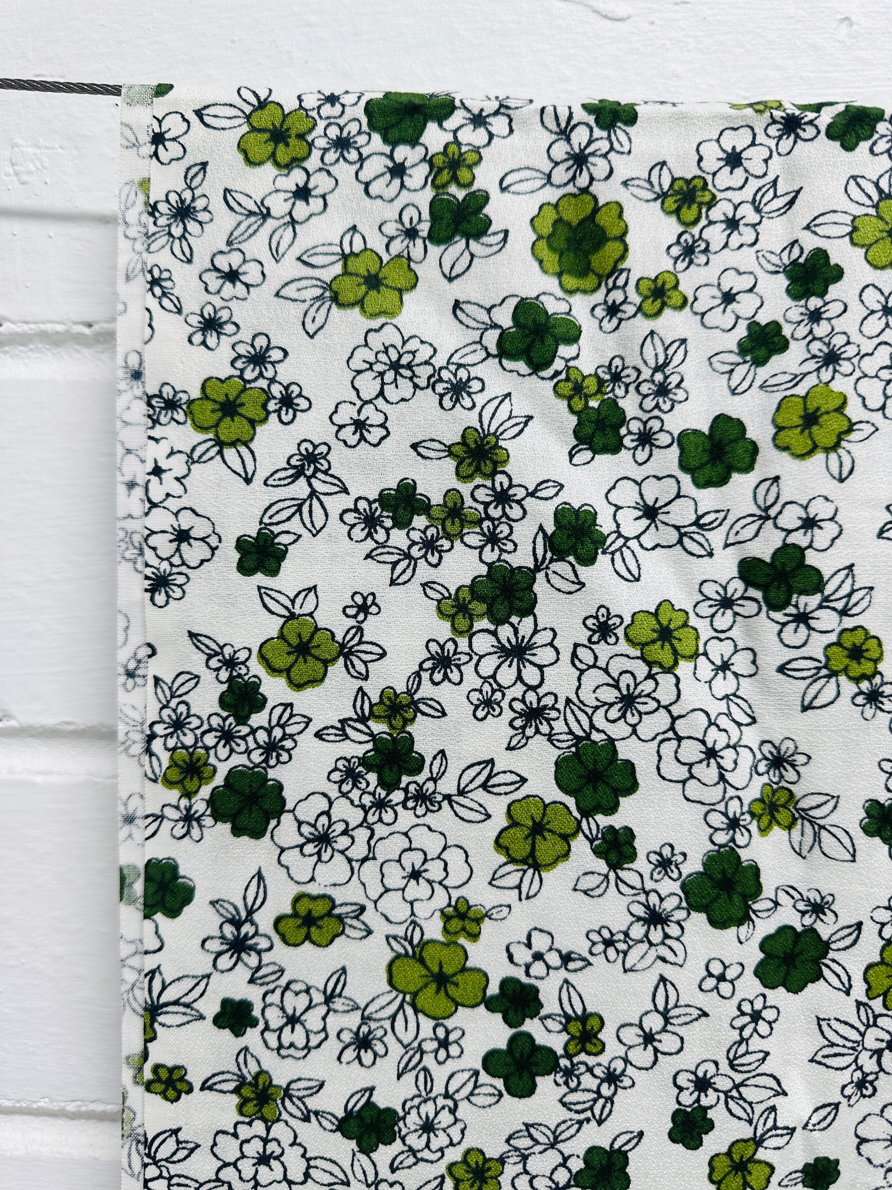 220cms Green & White Floral FABRIC