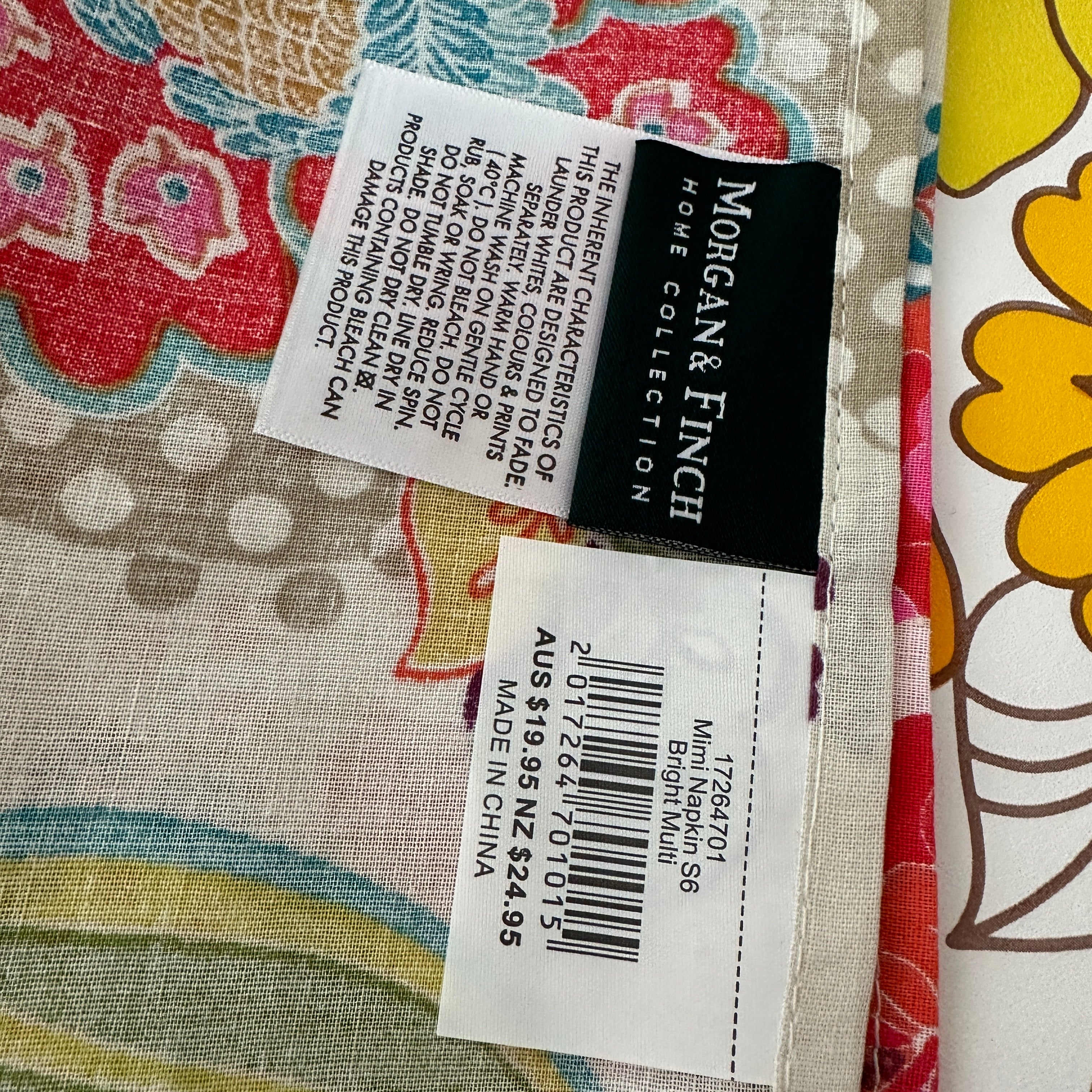 SET of Cute Modern NAPKINS Morgan & Finch UNUSED Floral