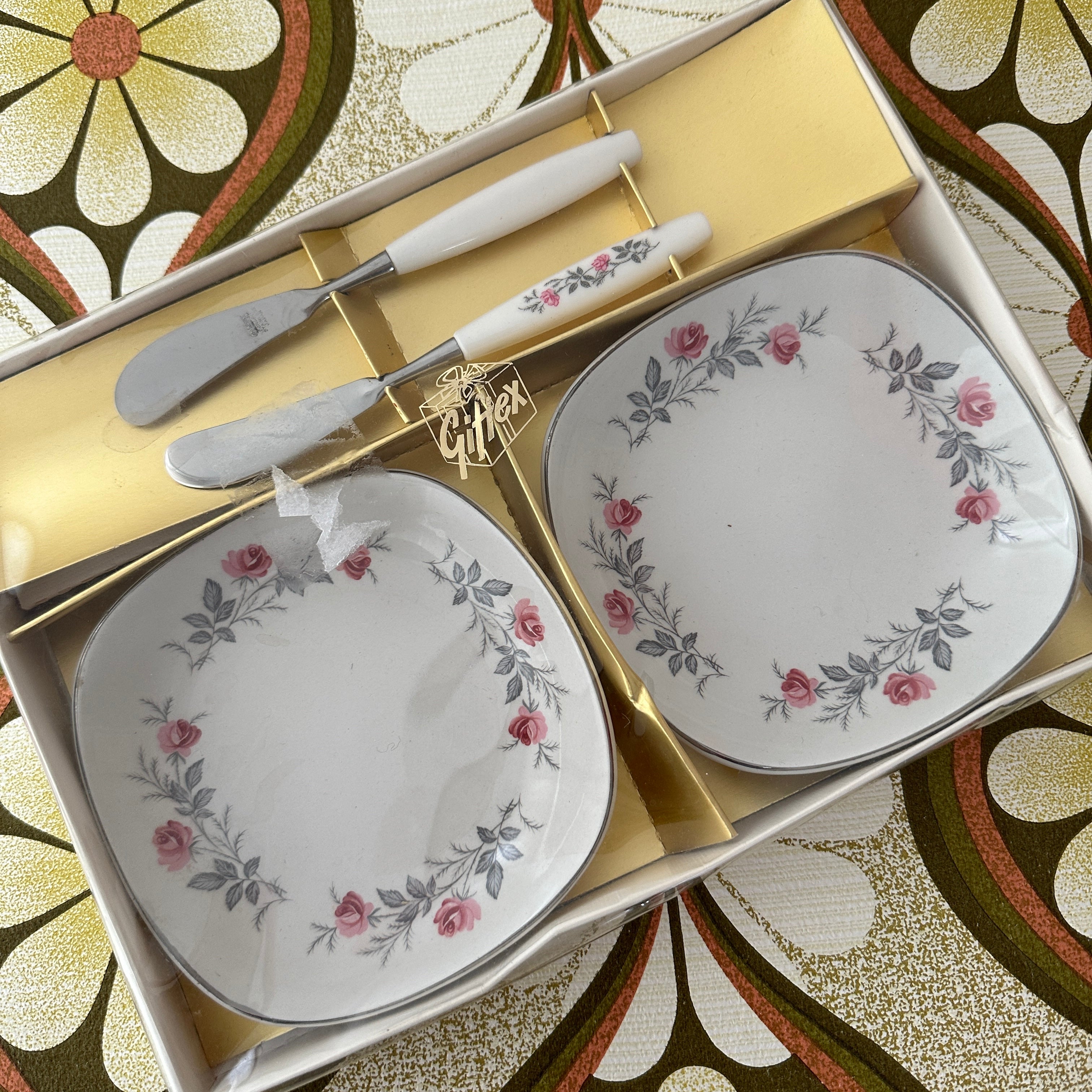 Vintage Boxed Floral GIFTEX Jam Set