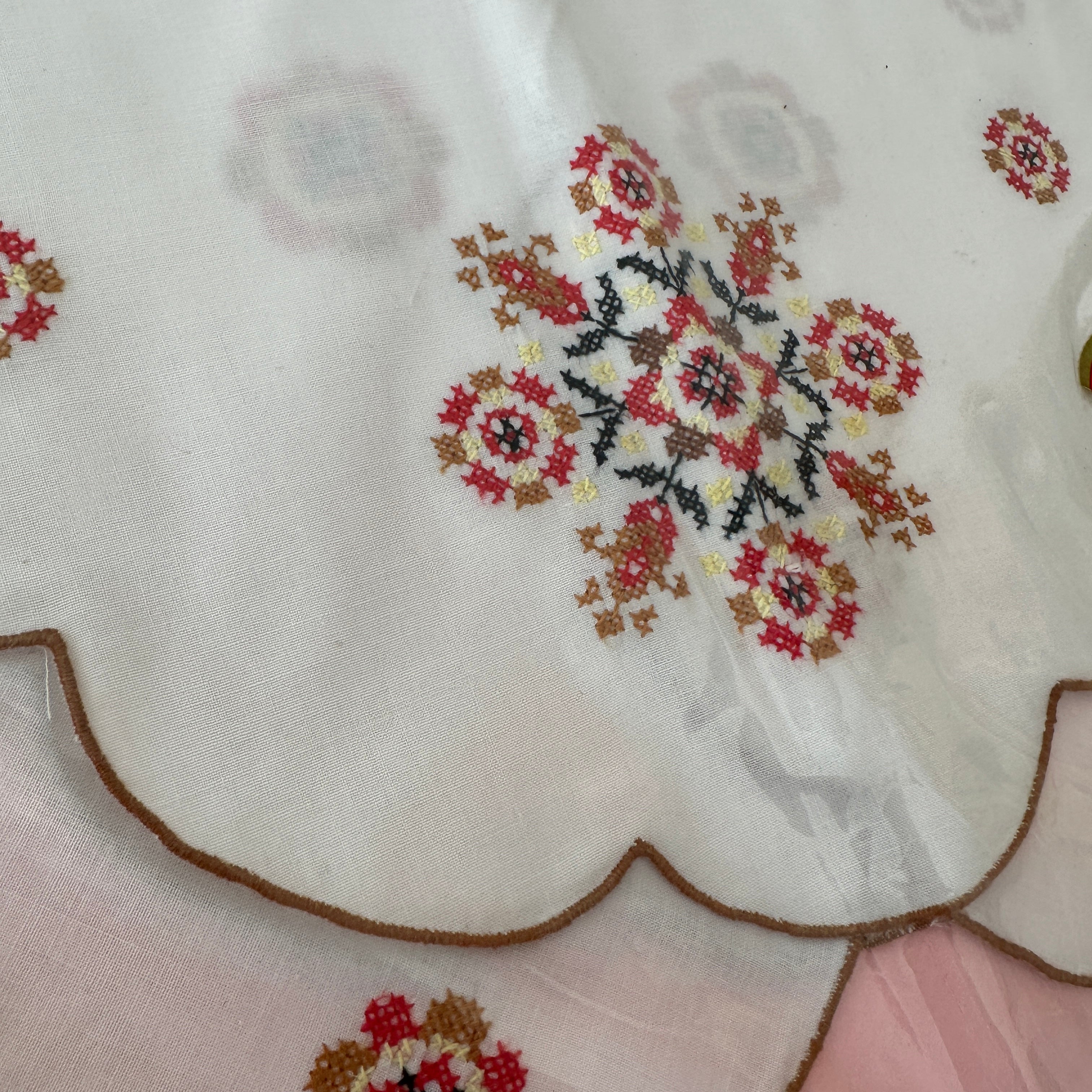 Beautiful Vintage Doily SET