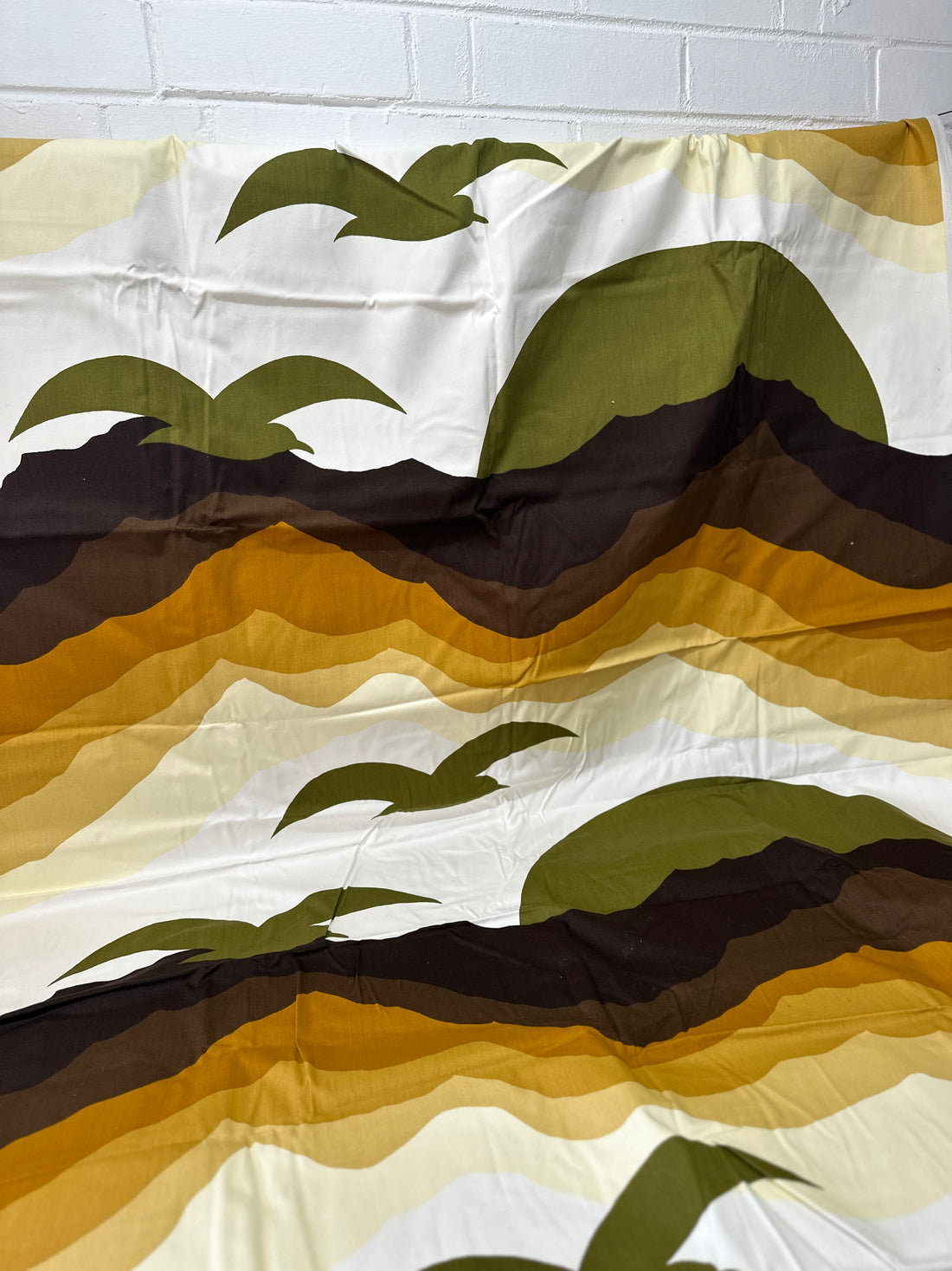 320cms HUGE GREENWOOD Fabric Vintage Seagull Print