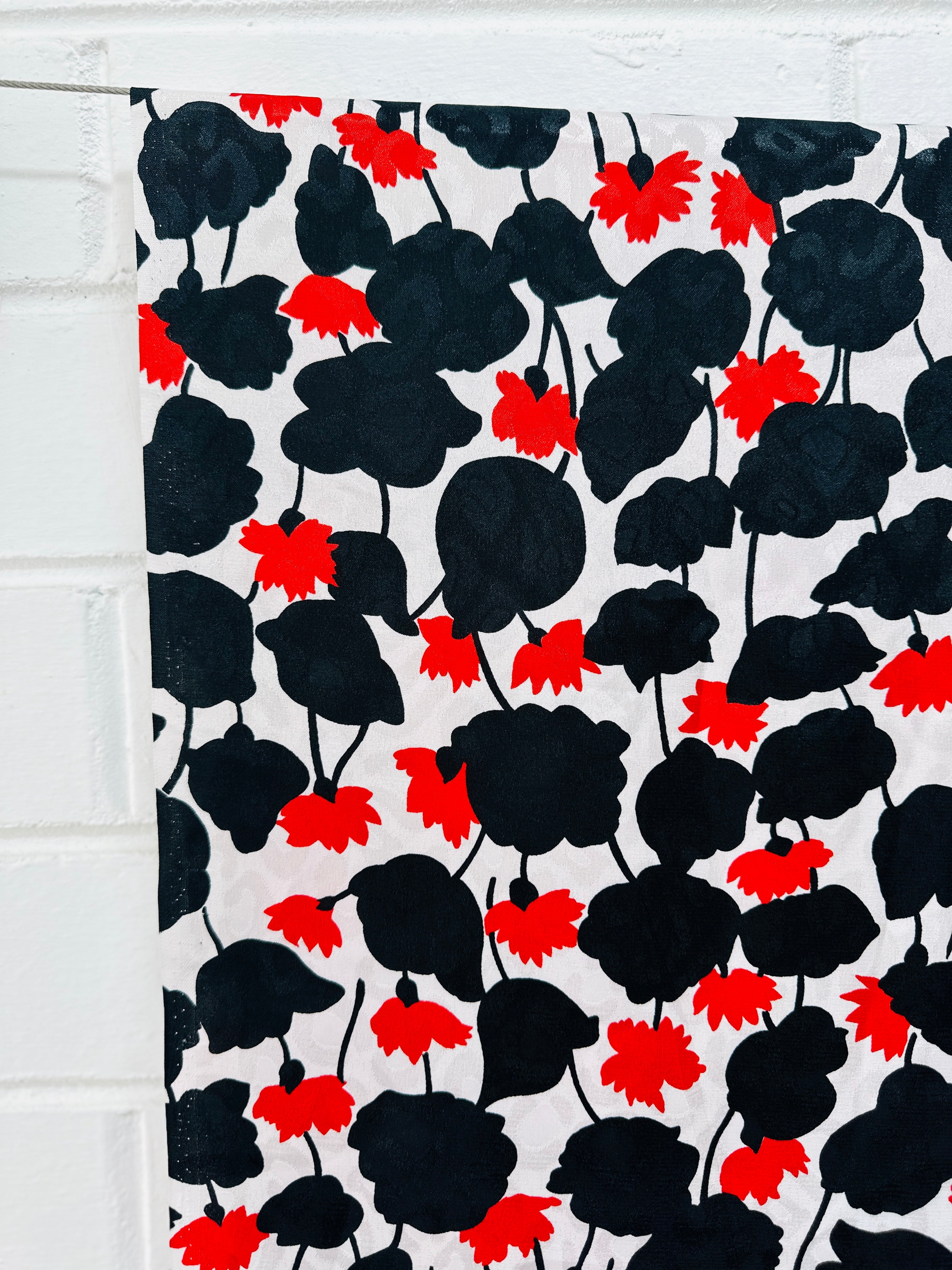 355cms Beautiful Dress Fabric Black & Red Floral