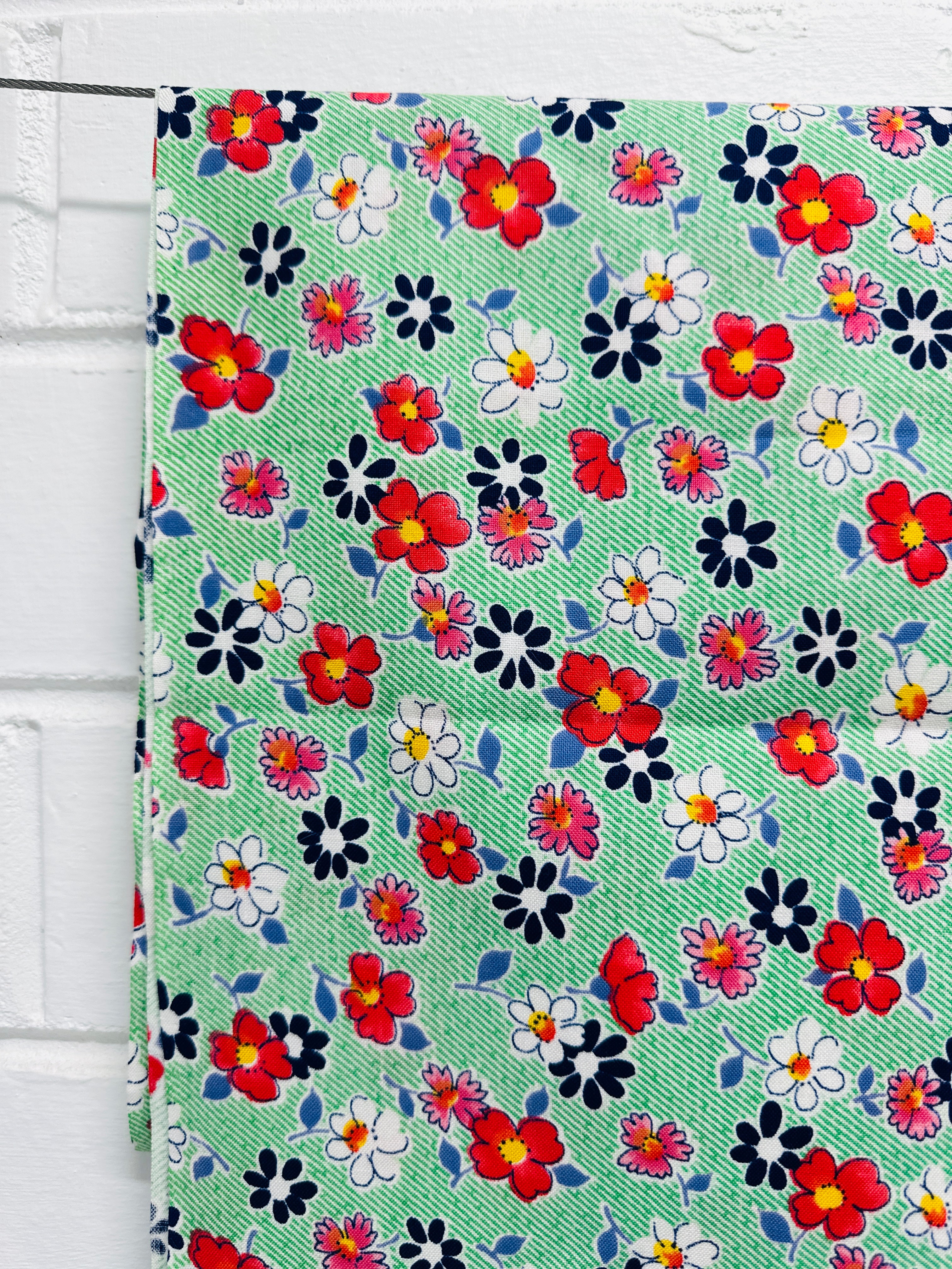 250cms Just Beautiful VINTAGE Cotton Fabric Greens & Pinks