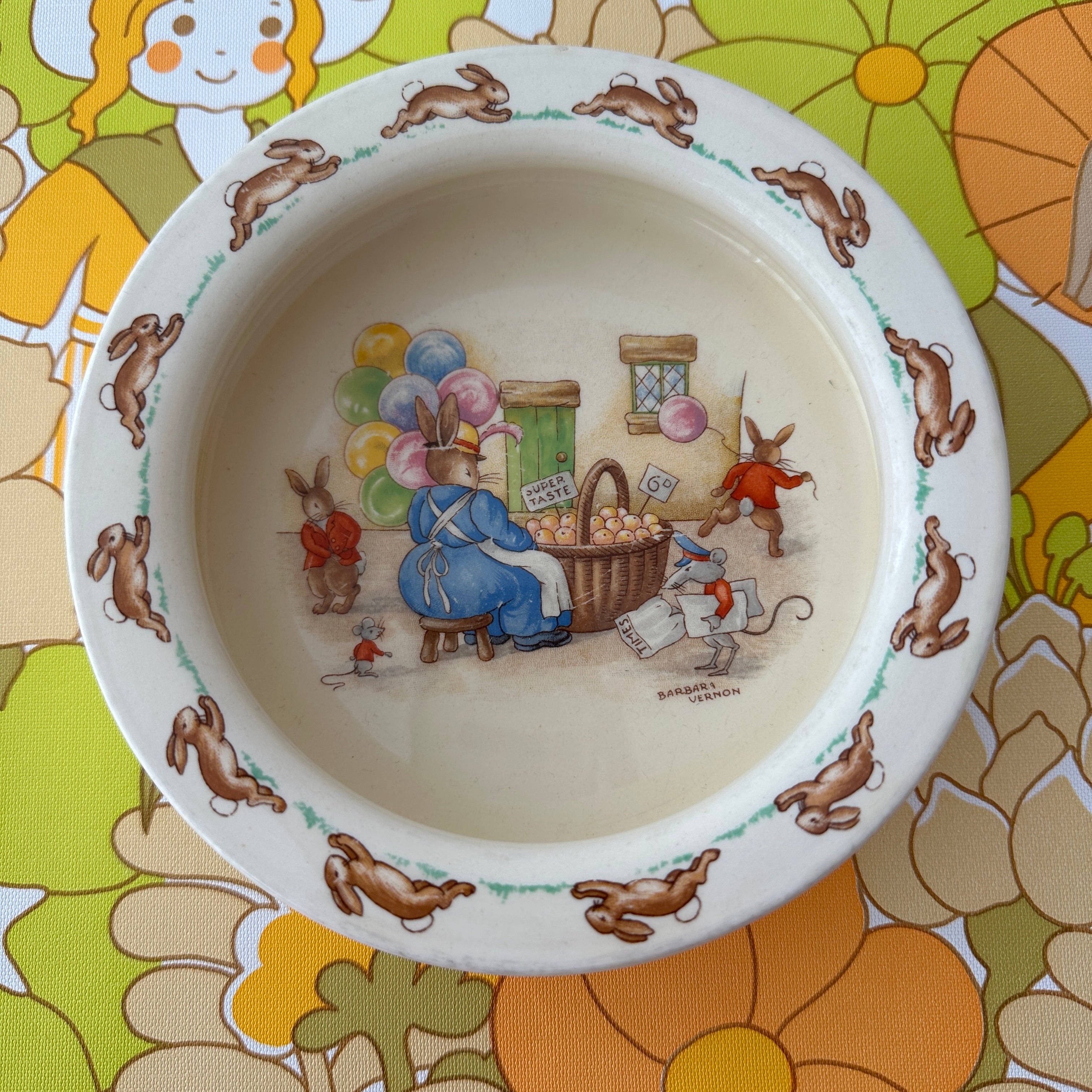 Royal DOULTON Bowl Barbara Vernon