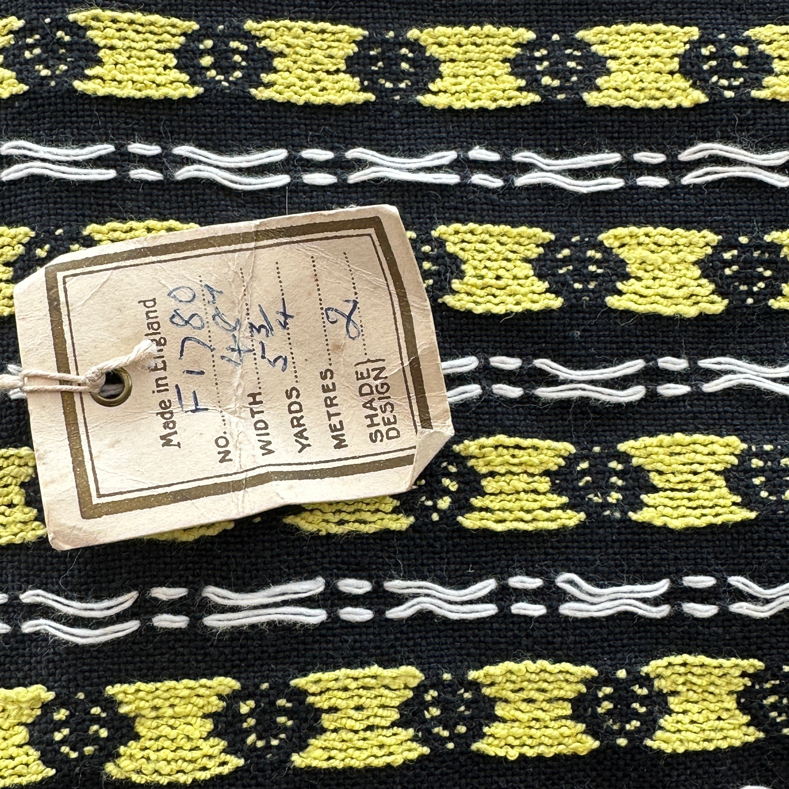 500cms Roll of Made in ENGLAND Vintage Fabric