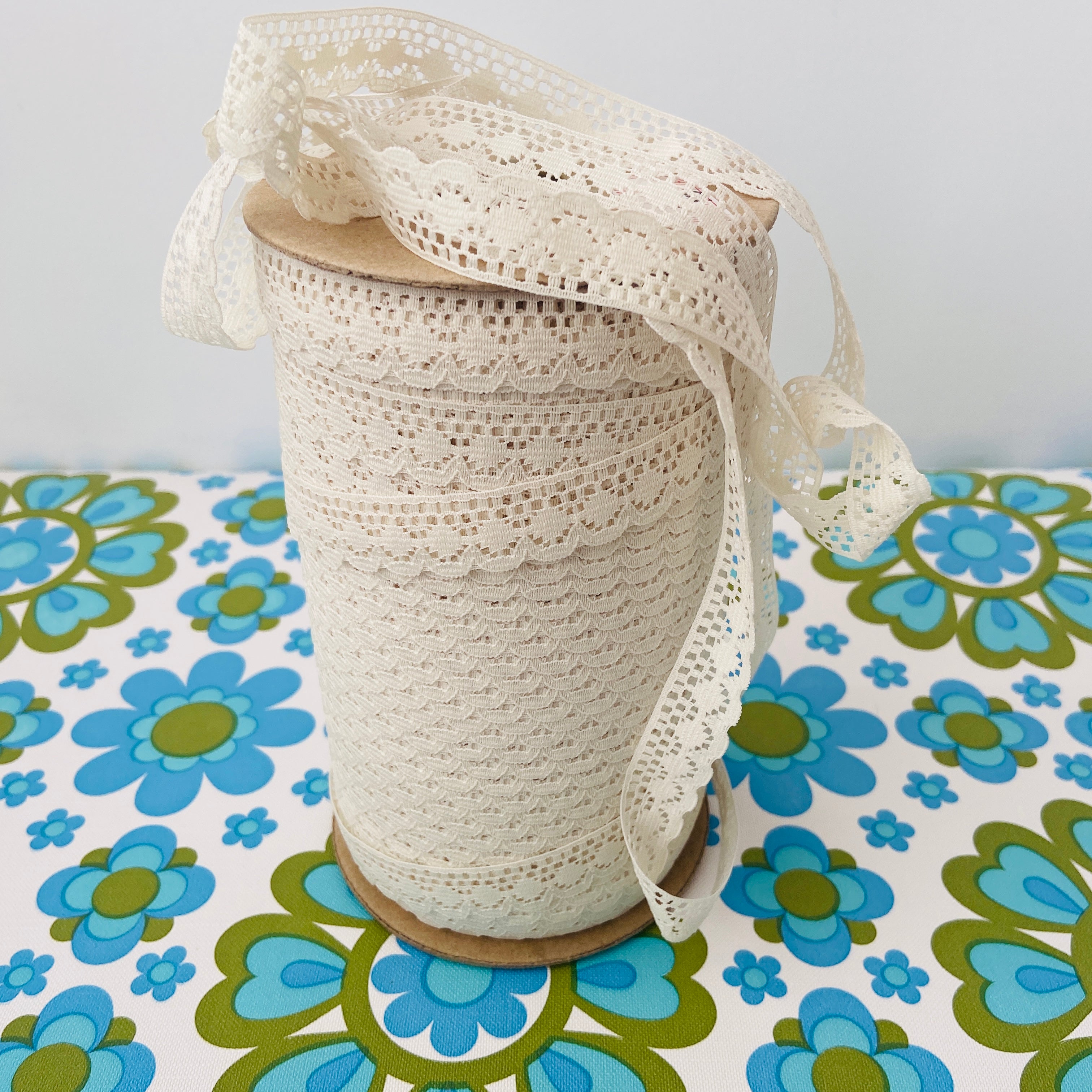 165 metres FULL ROLL Ribbon Lace