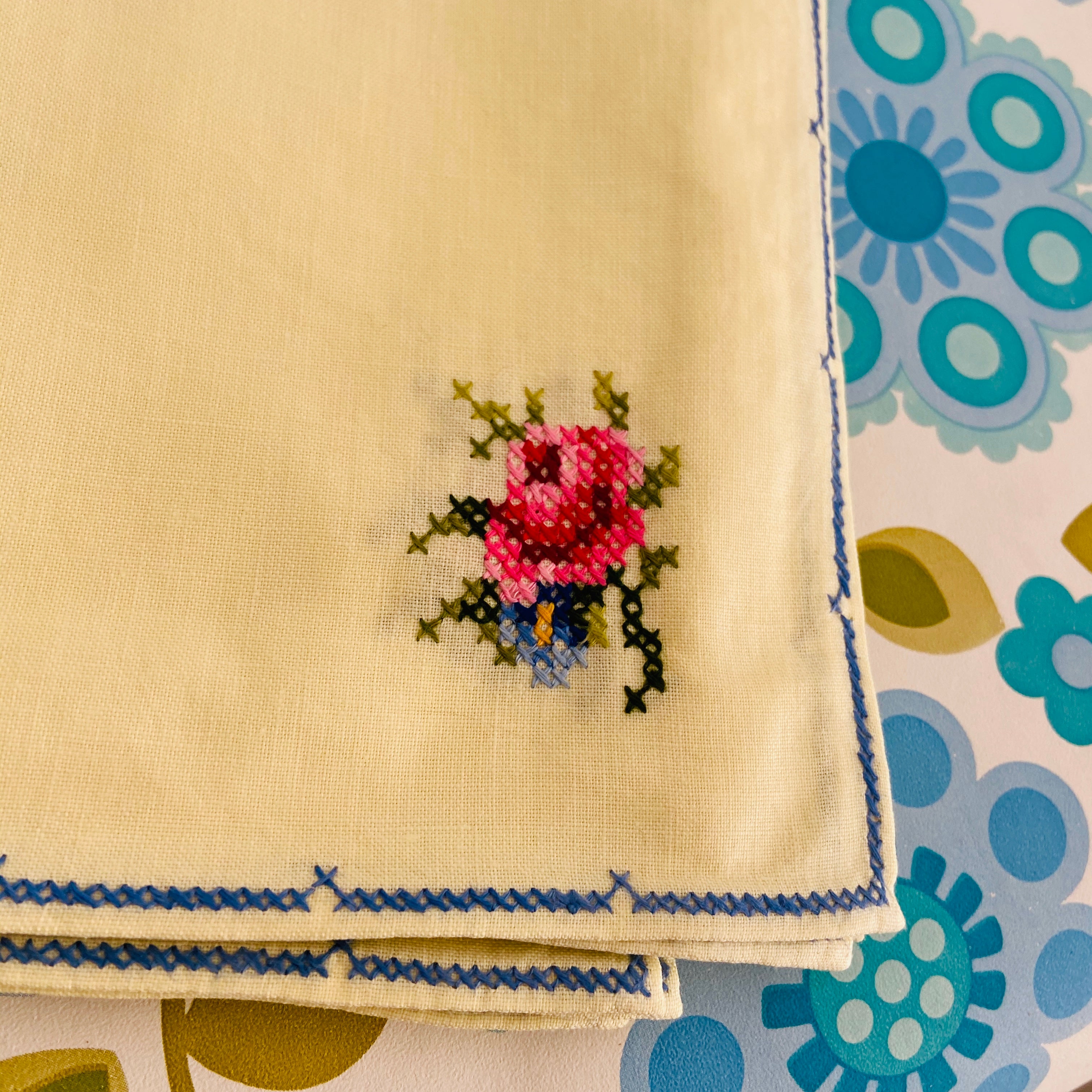 Vintage Set of Napkins Serviettes x 8 Cotton Petit Point