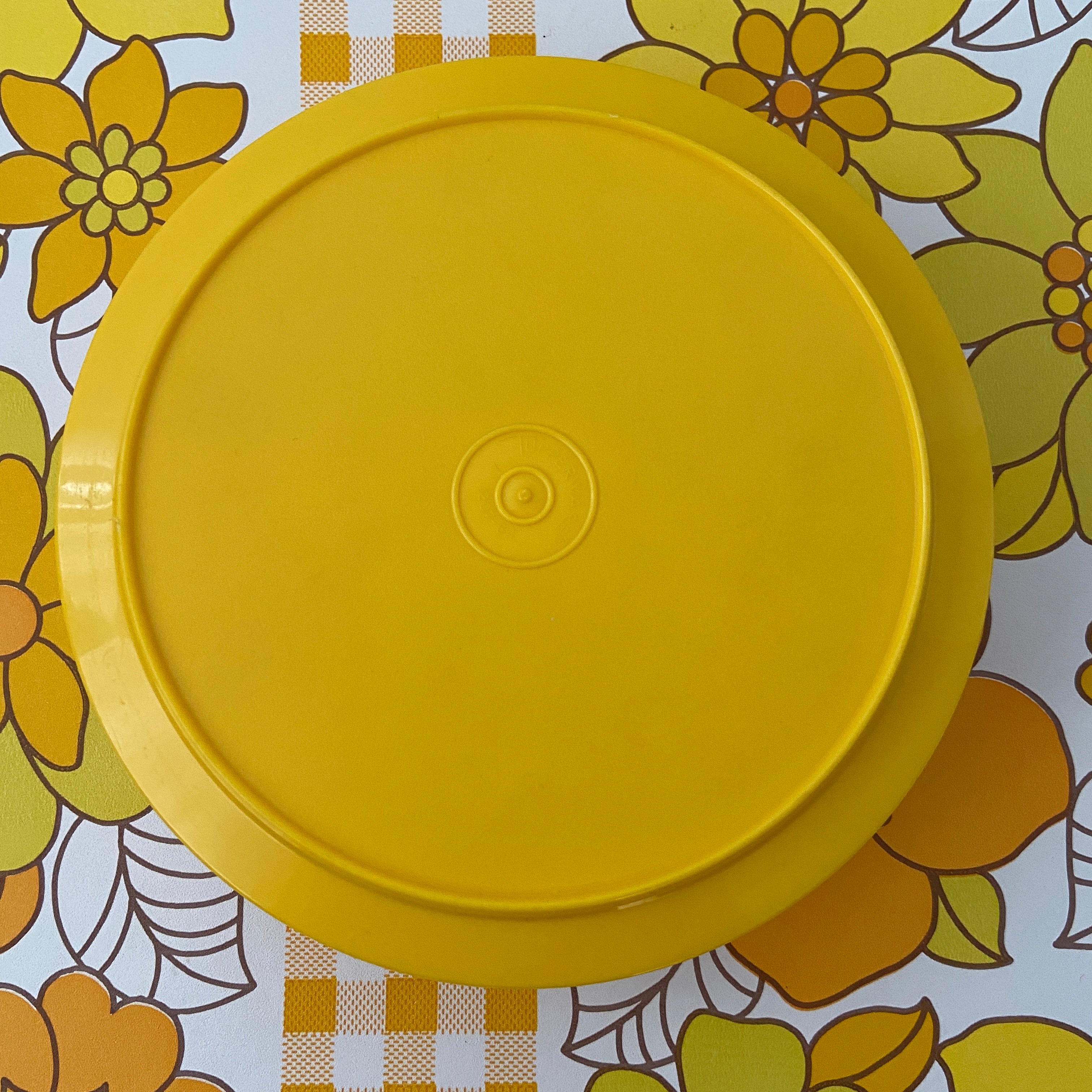 TUPPERWARE Retro YELLOW Container 70's Kitchen