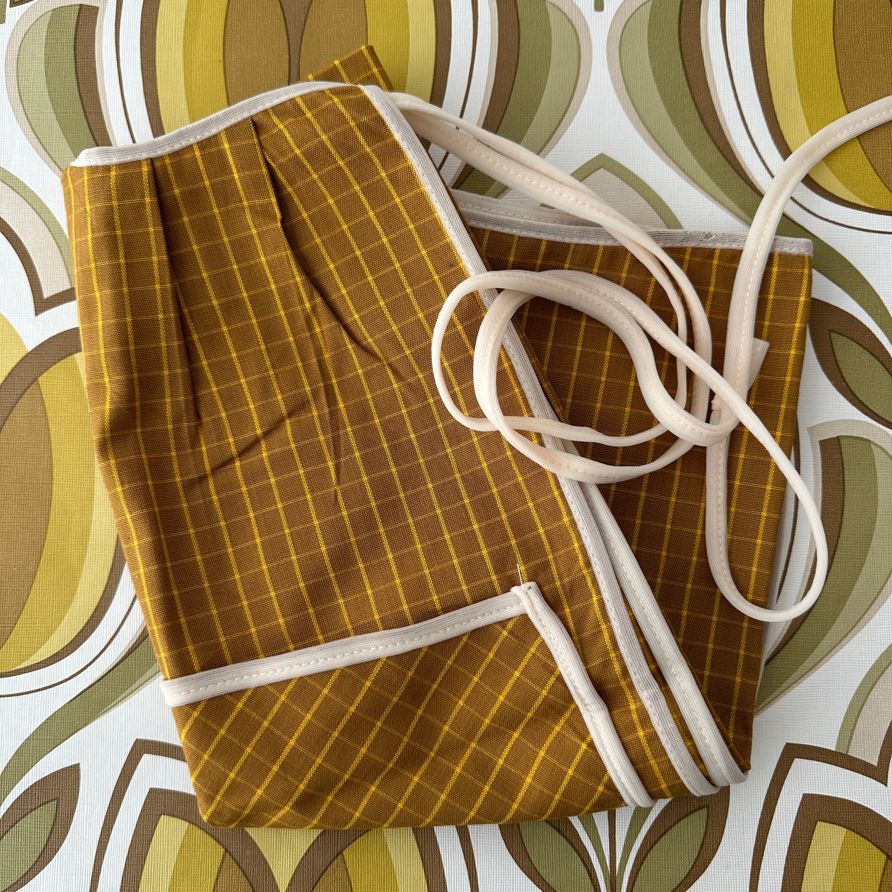 UNUSED Vintage Apron Brown