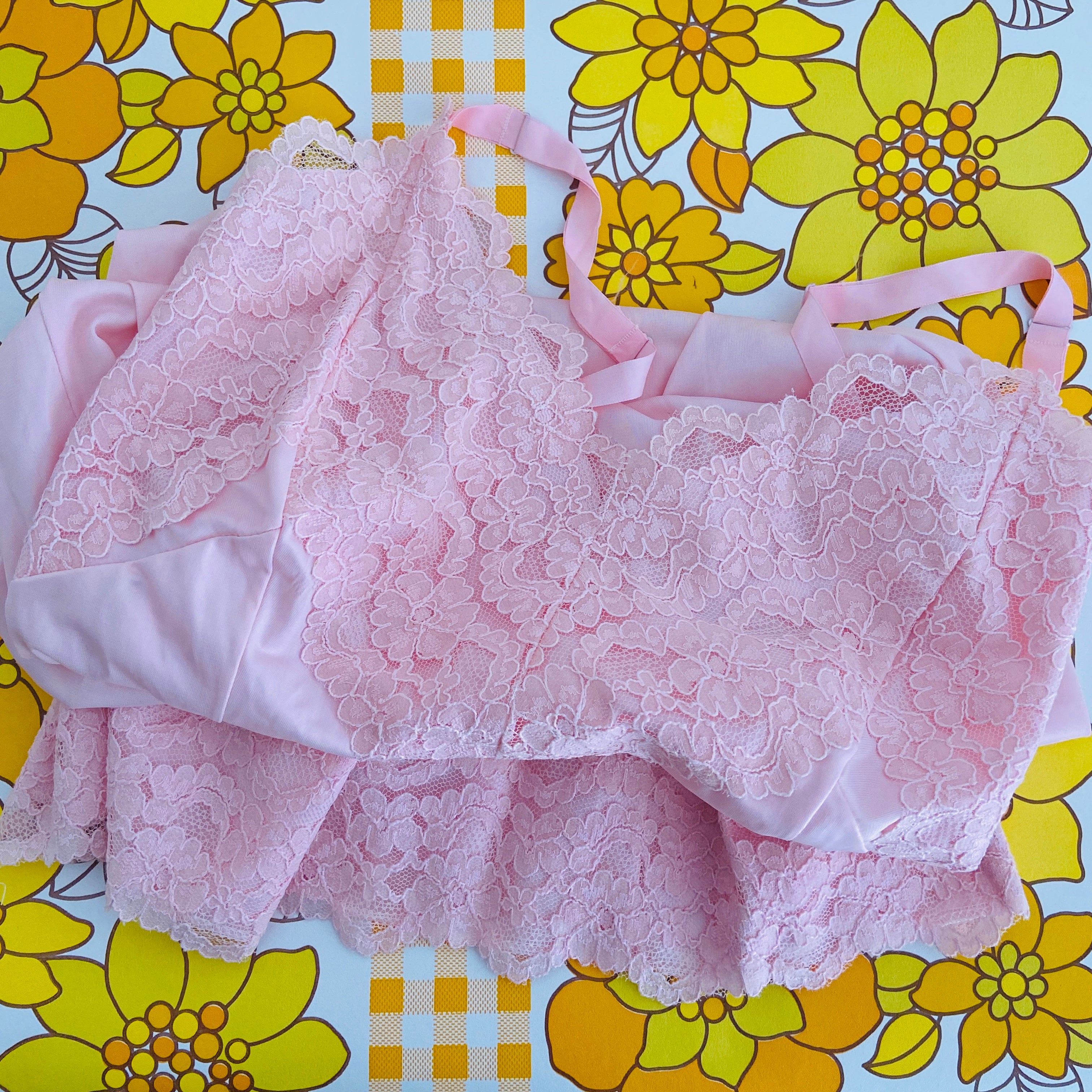 Pretty in PINK Vintage Nightie LINGERIE Slip LACE