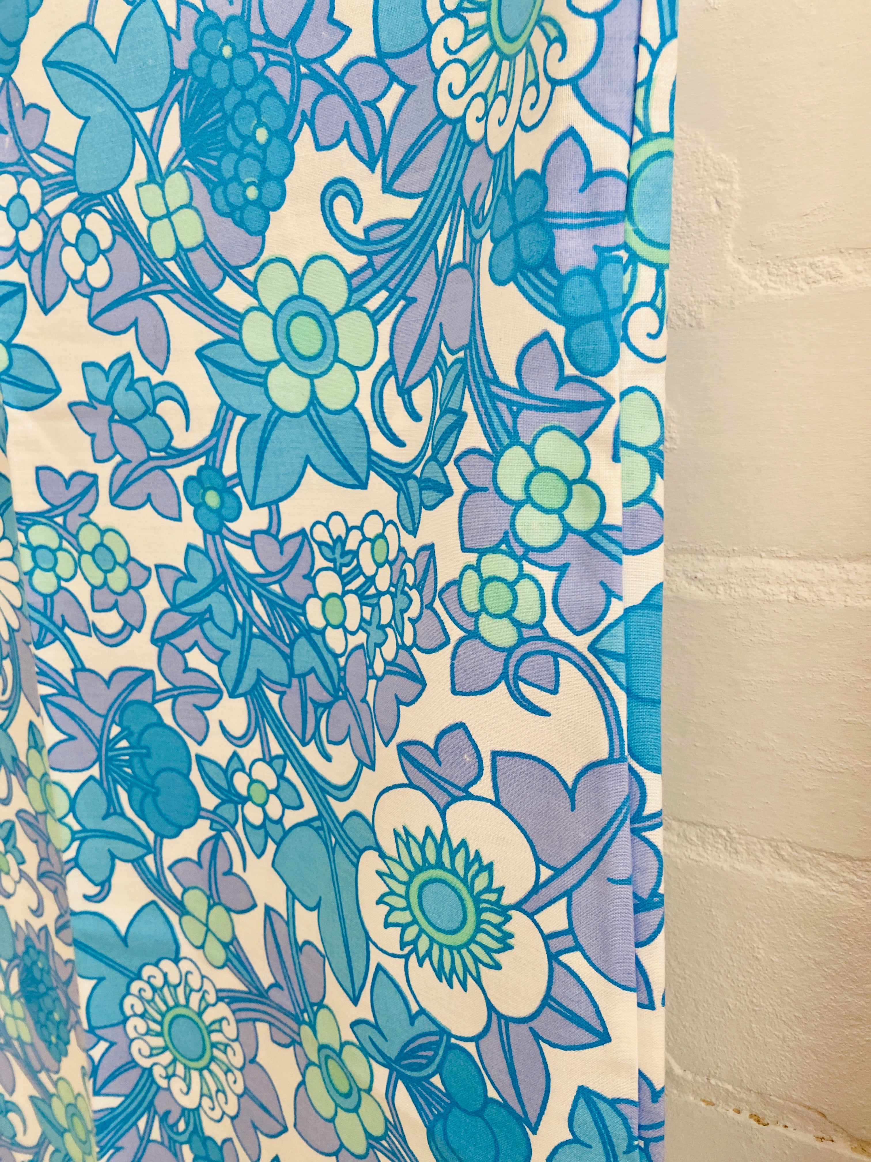 PAIR of UNUSED Blue 70's Cotton Pillow CASES Amazing