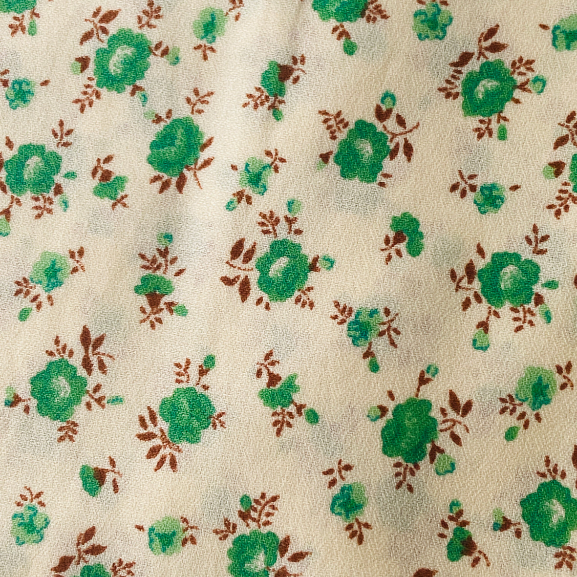 420cms Large Lot of Vintage Fabric Sweet Green